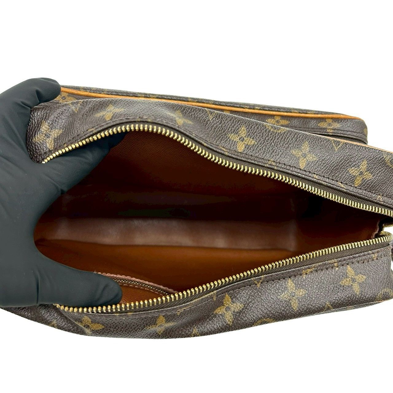 Louis Vuitton Louis Vuitton Louis Vuitton Monogram Shoulder Bag Textile Shoulder Bag DUTY FREE for USA Size ONE SIZE - 10 Thumbnail