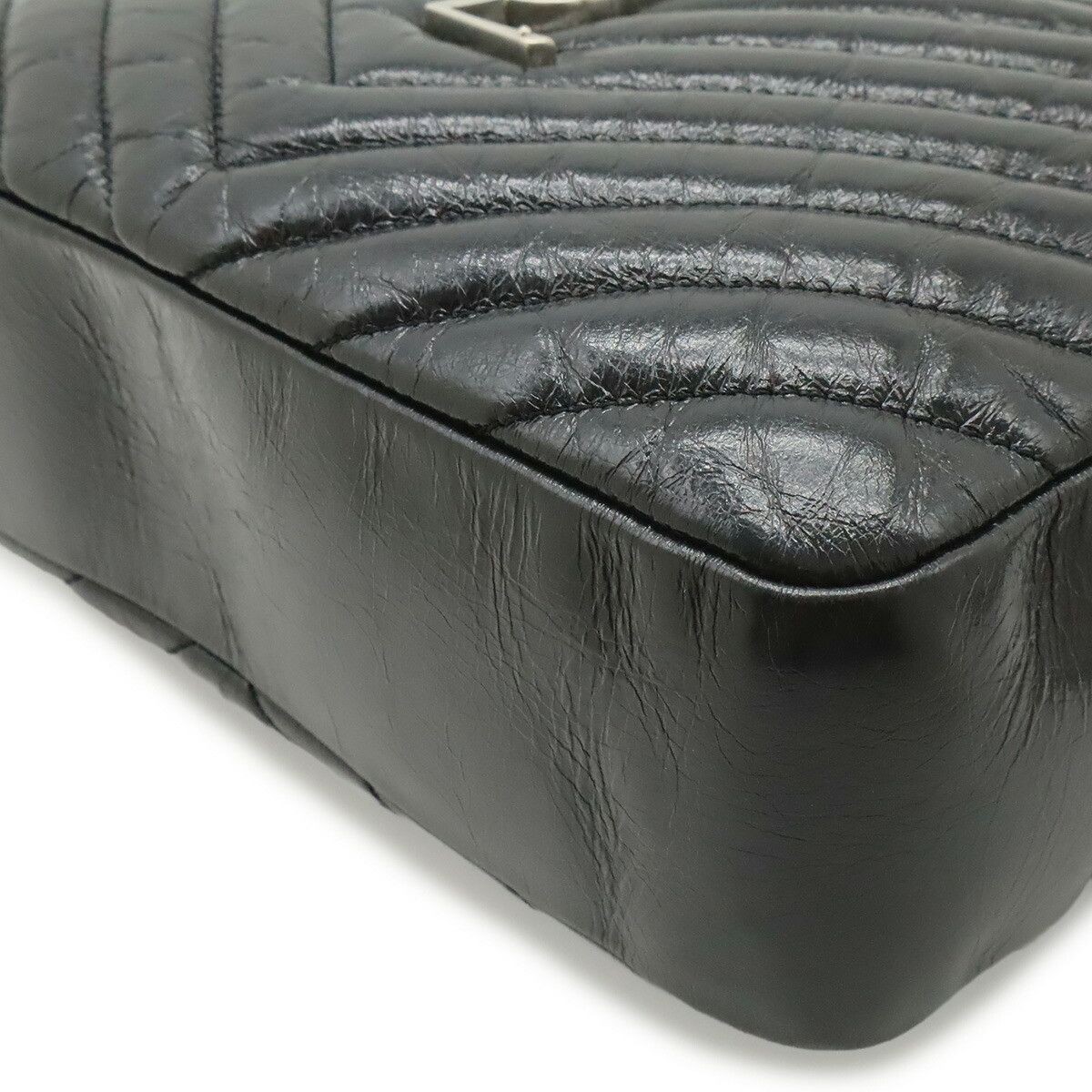 Yves Saint Laurent Yves Saint Laurent Yves Saint Laurent Lou Leather Shoulder Bag Leather Shoulder Bag 468537 DUTY FREE for USA Size ONE SIZE - 3 Thumbnail