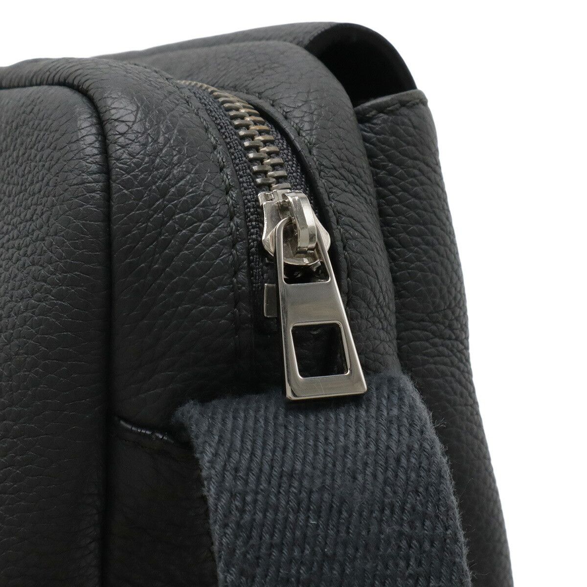 Loewe Loewe Loewe Anagram Military Leather Messenger Bag Leather Shoulder Bag B553A72X22 DUTY FREE for USA Size ONE SIZE - 4 Thumbnail
