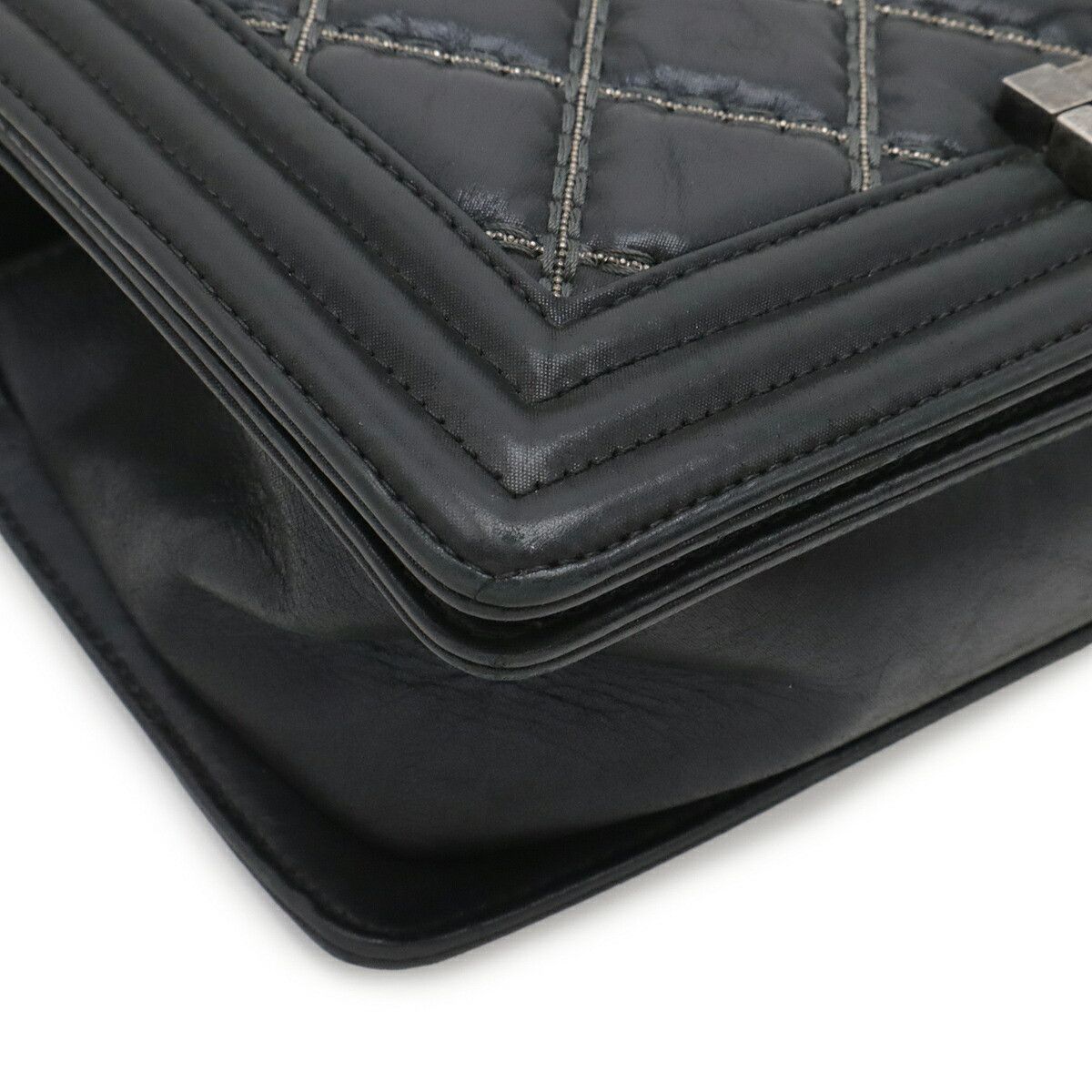 Chanel Chanel Chanel Boy Chanel Leather Shoulder Bag Leather Shoulder Bag DUTY FREE for USA Size ONE SIZE - 3 Thumbnail