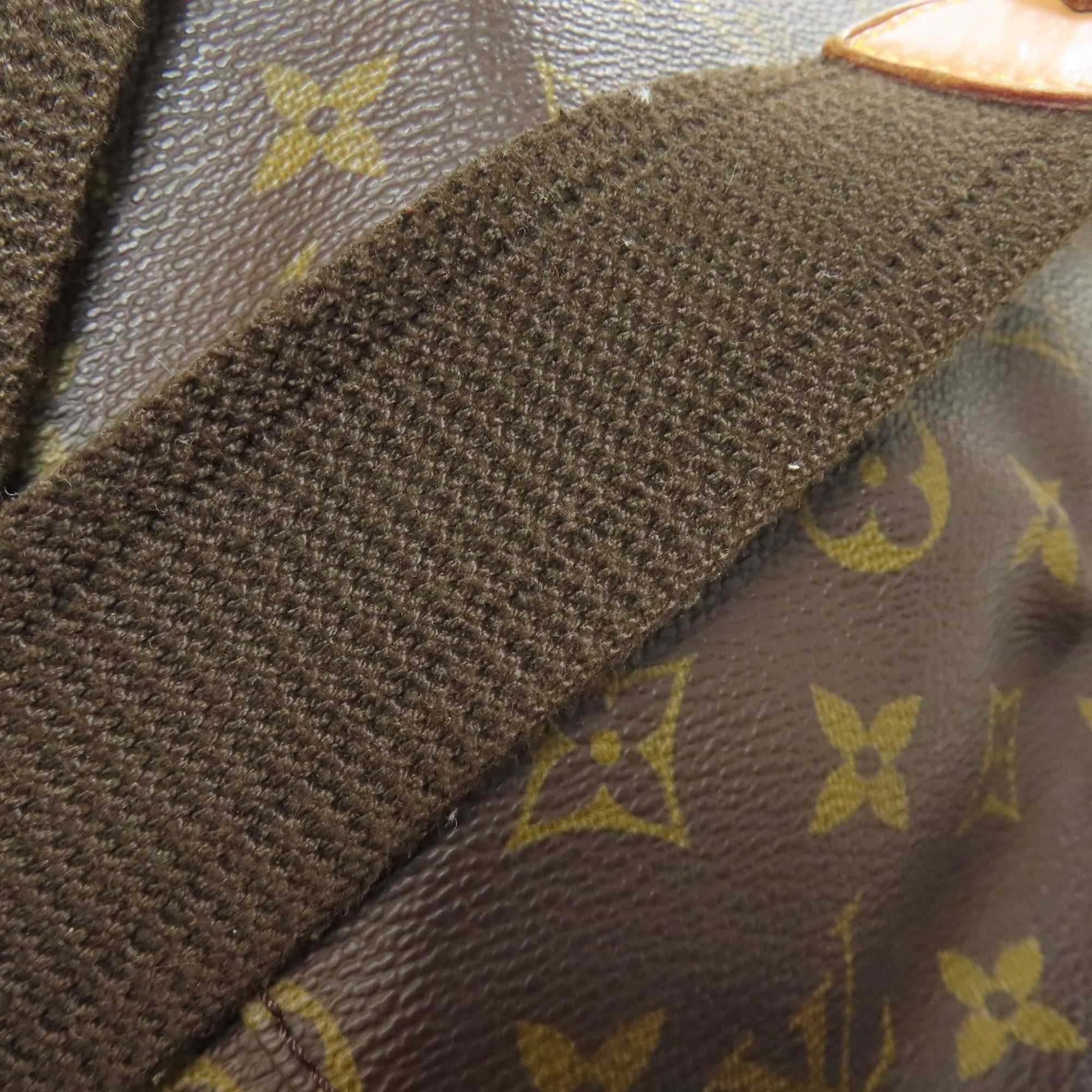 Louis Vuitton Louis Vuitton M51135 Montsouris GM Backpack/Daypack, Monogram Canvas, Women's LOUIS VUITTON Size ONE SIZE - 17 Thumbnail