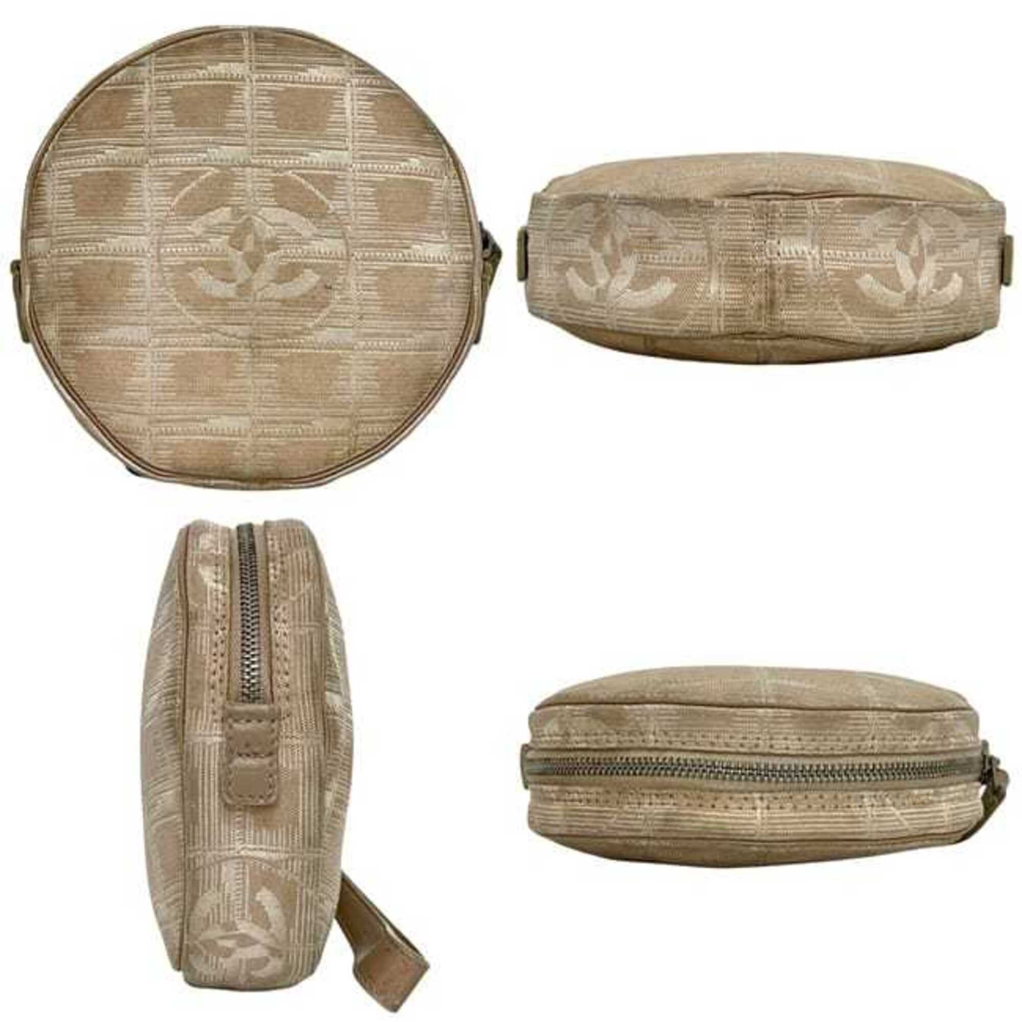 Chanel Chanel New Travel Pouch Beige A17681 (Serial No. 7) Nylon 7386389 CHANEL Size ONE SIZE - 3 Thumbnail