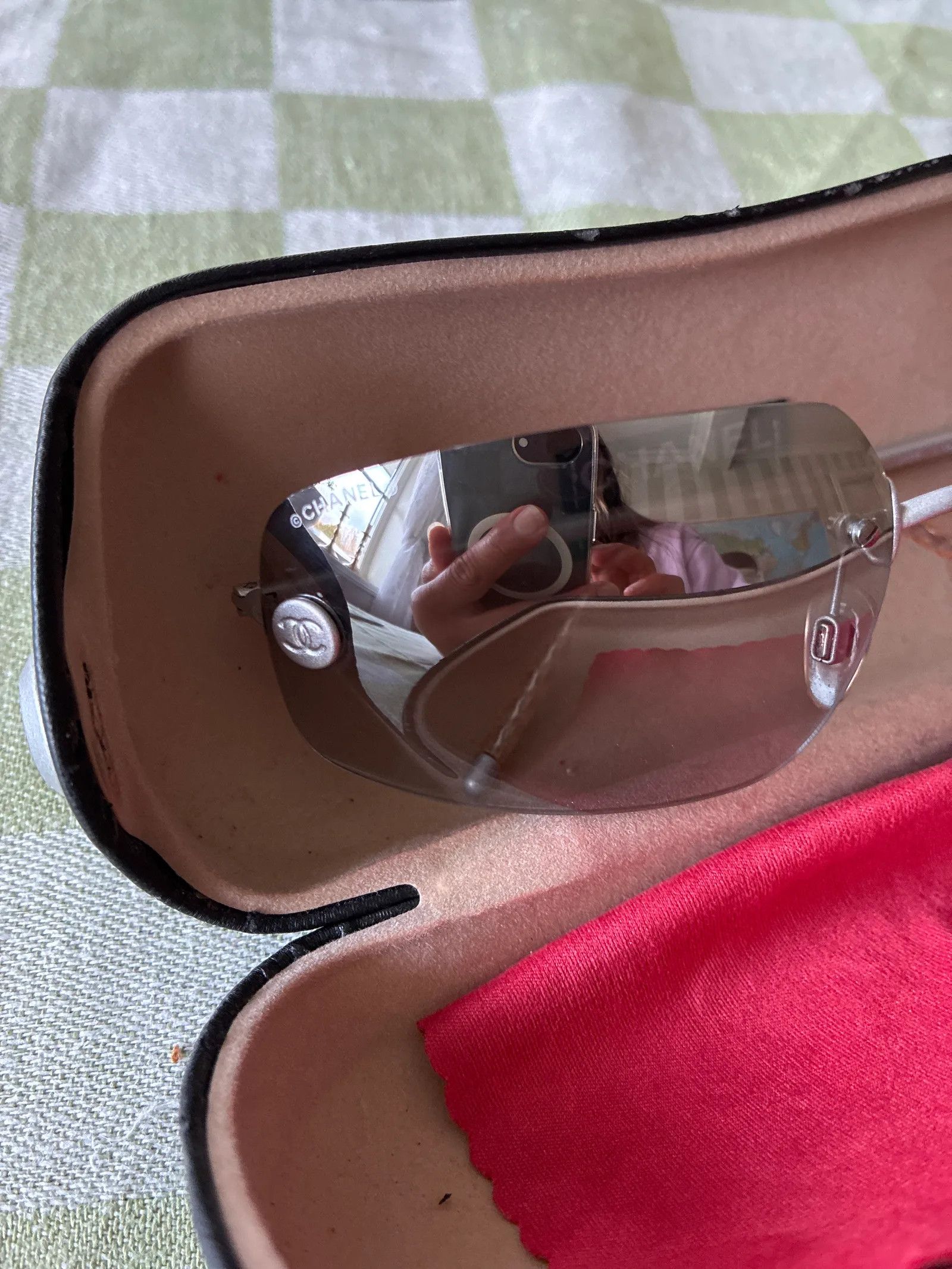 Chanel Chanel Sunglasses Size ONE SIZE - 2 Thumbnail