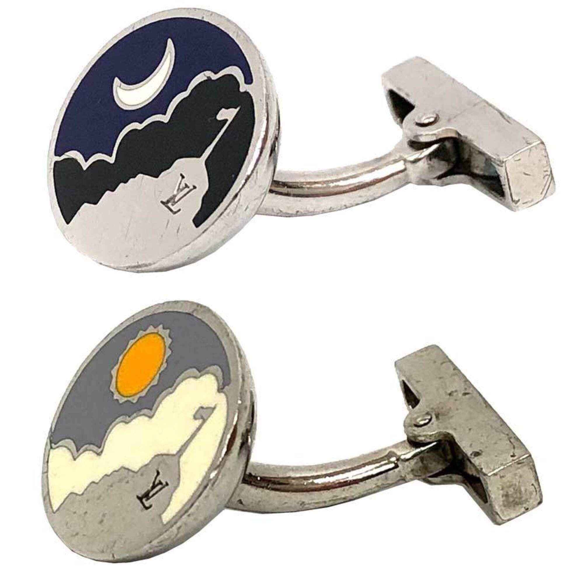 Louis Vuitton Louis Vuitton cufflinks, "Budou Manchette" design featuring the sun and moon, men's sterling silver (925). Size ONE SIZE - 2 Thumbnail