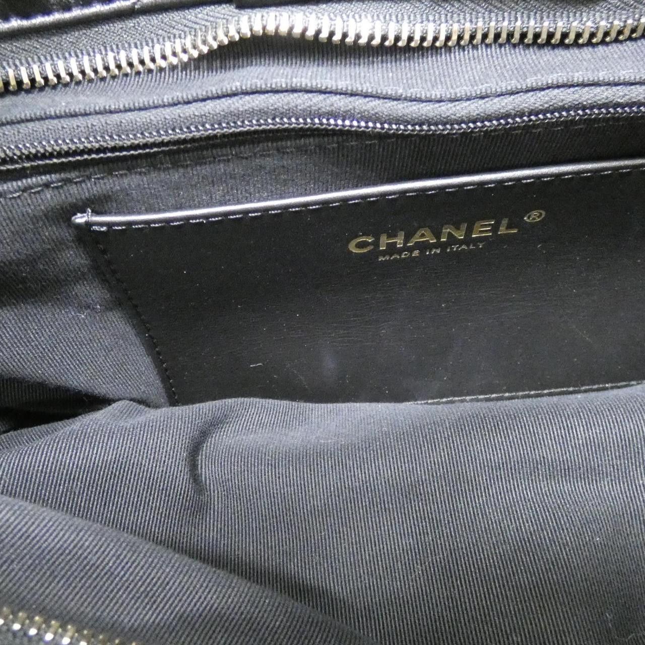 Chanel Chanel Chanel Lambskin Shoulder Bag Leather Shoulder Bag AS5851 DUTY FREE for USA Size ONE SIZE - 8 Thumbnail