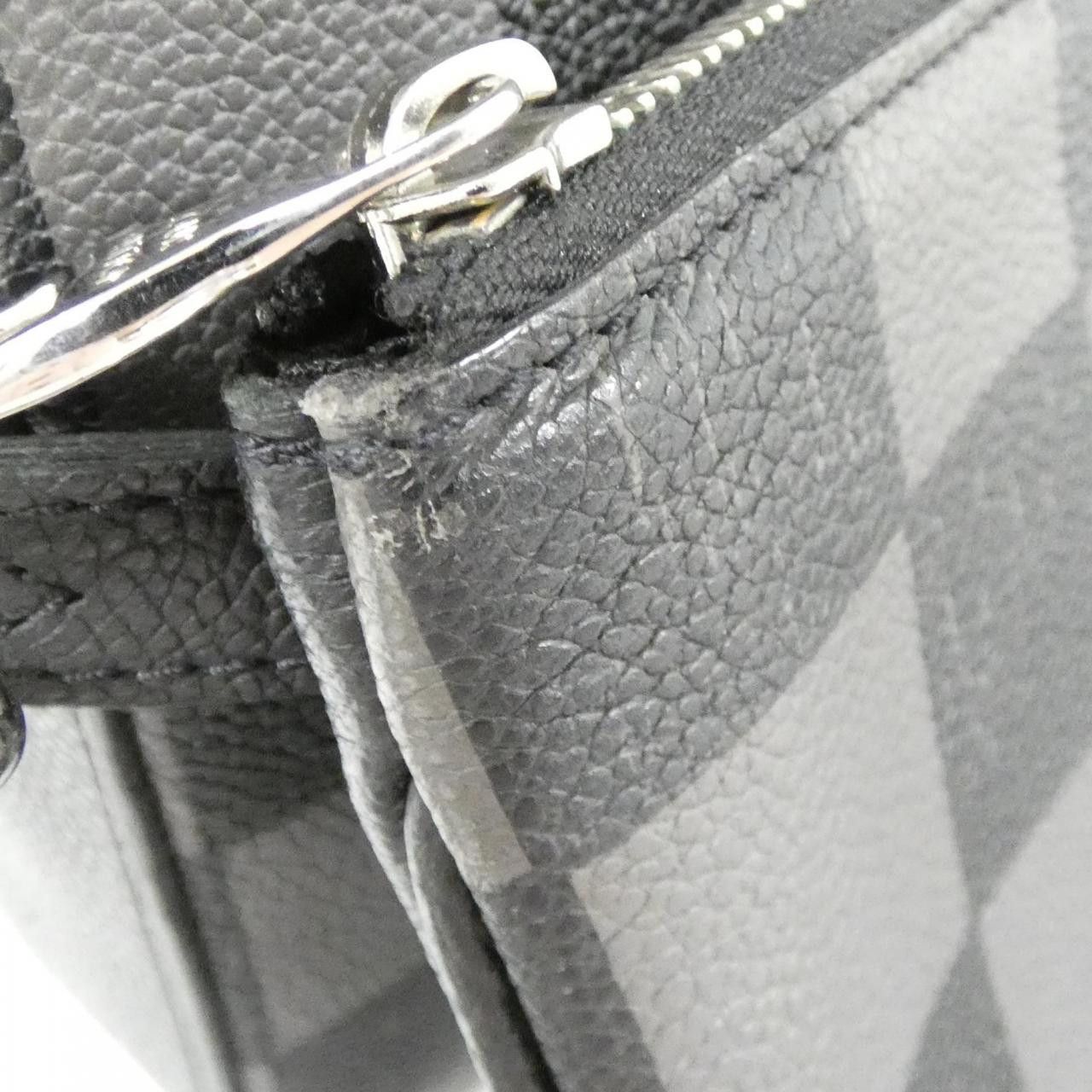 Louis Vuitton Louis Vuitton Louis Vuitton Damier Checkerboard Trio Messenger Calf Shoulder Bag Leather Shoulder Bag N80401 DUTY FREE for USA Size ONE SIZE - 7 Thumbnail