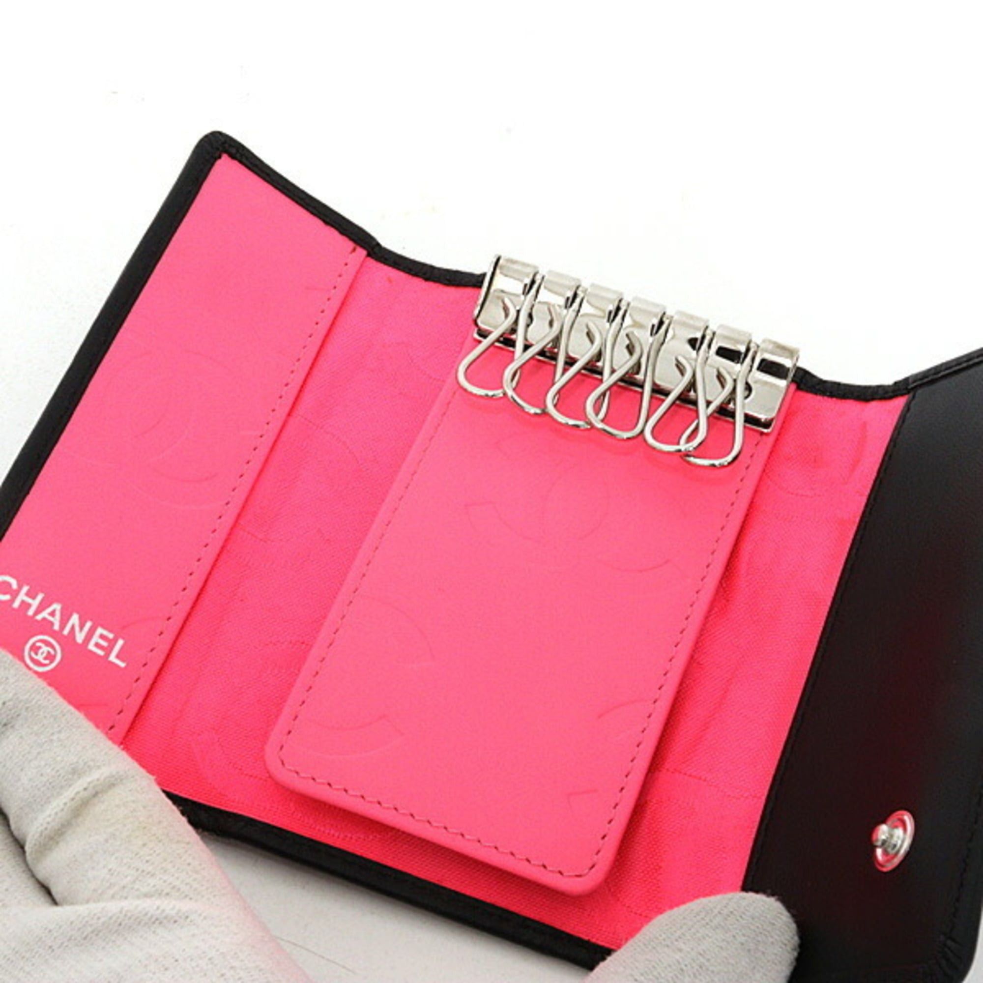 Chanel Chanel Cambon Key Case, 6-ring, Soft Calfskin, Black/Pink, A26723, with Guarantee Card, Serial Number in the 15s range. Size ONE SIZE - 2 Thumbnail