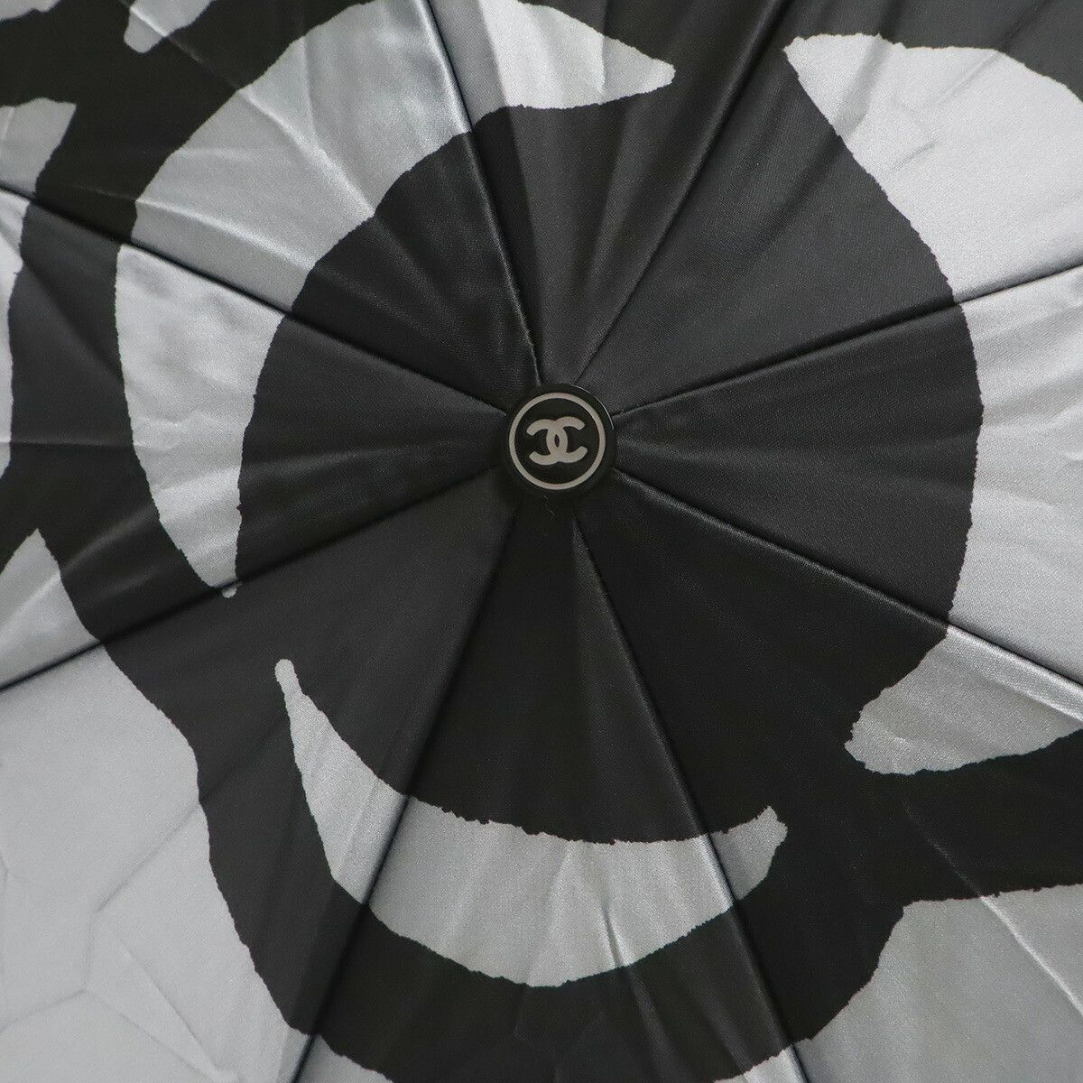 Chanel Chanel Chanel Camellia Umbrella Textile Other DUTY FREE for USA Size ONE SIZE - 4 Thumbnail