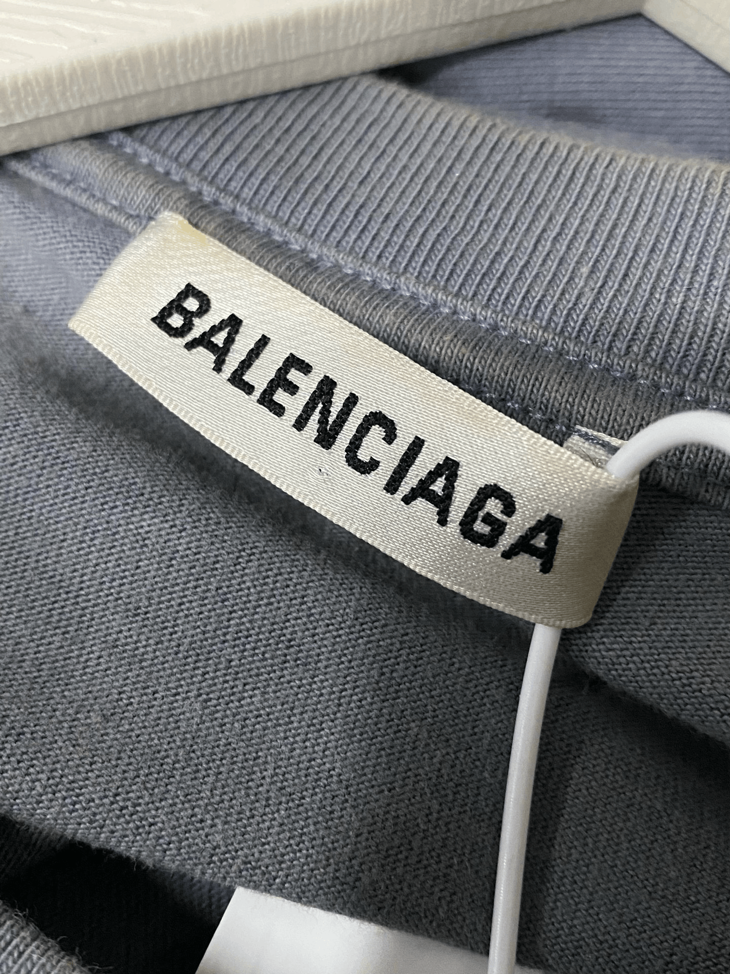 Balenciaga Balenciaga Band Graphic T-Shirt L Size US L / EU 52-54 / 3 - 7 Thumbnail