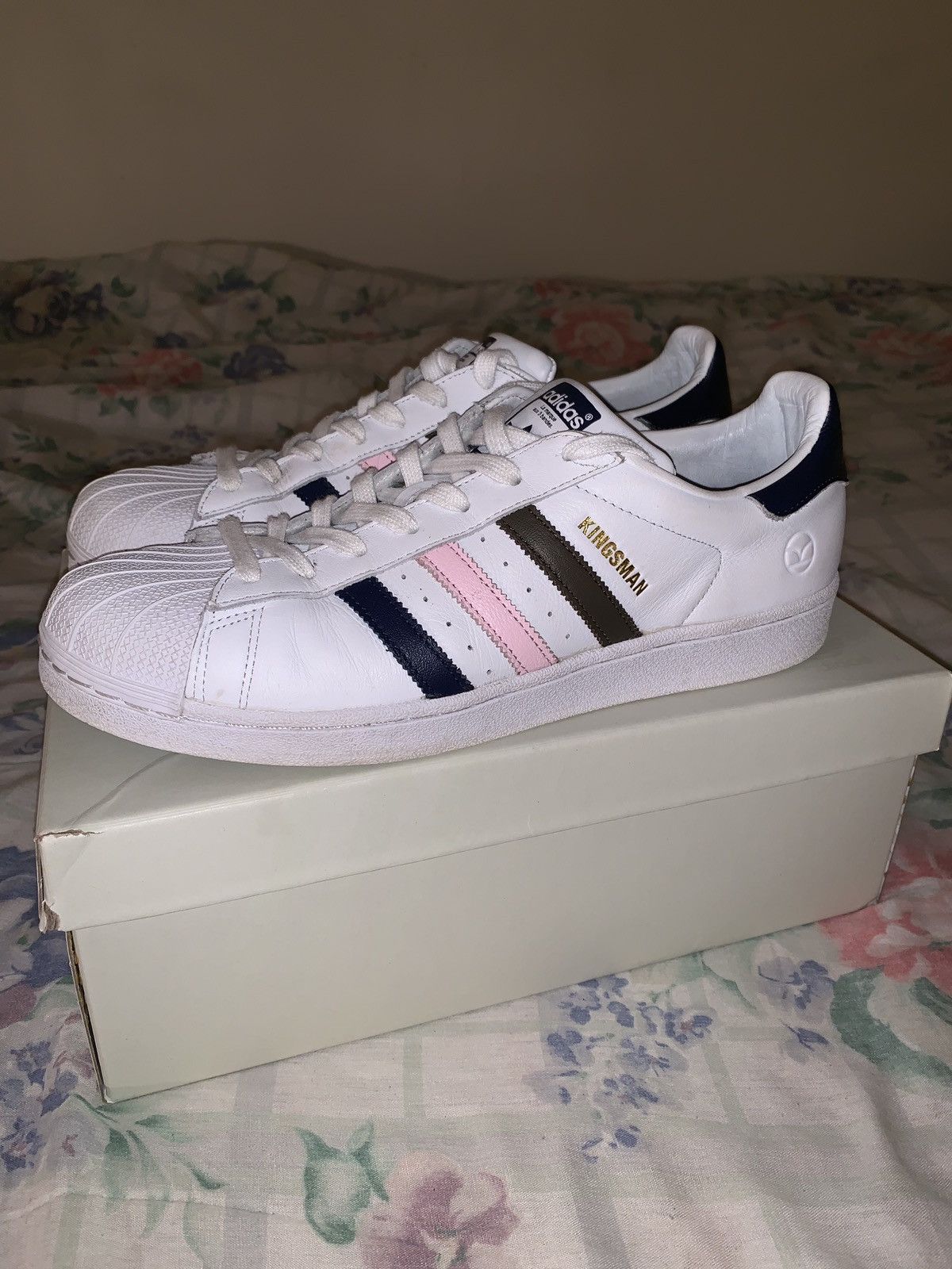 Adidas superstar kingsman online