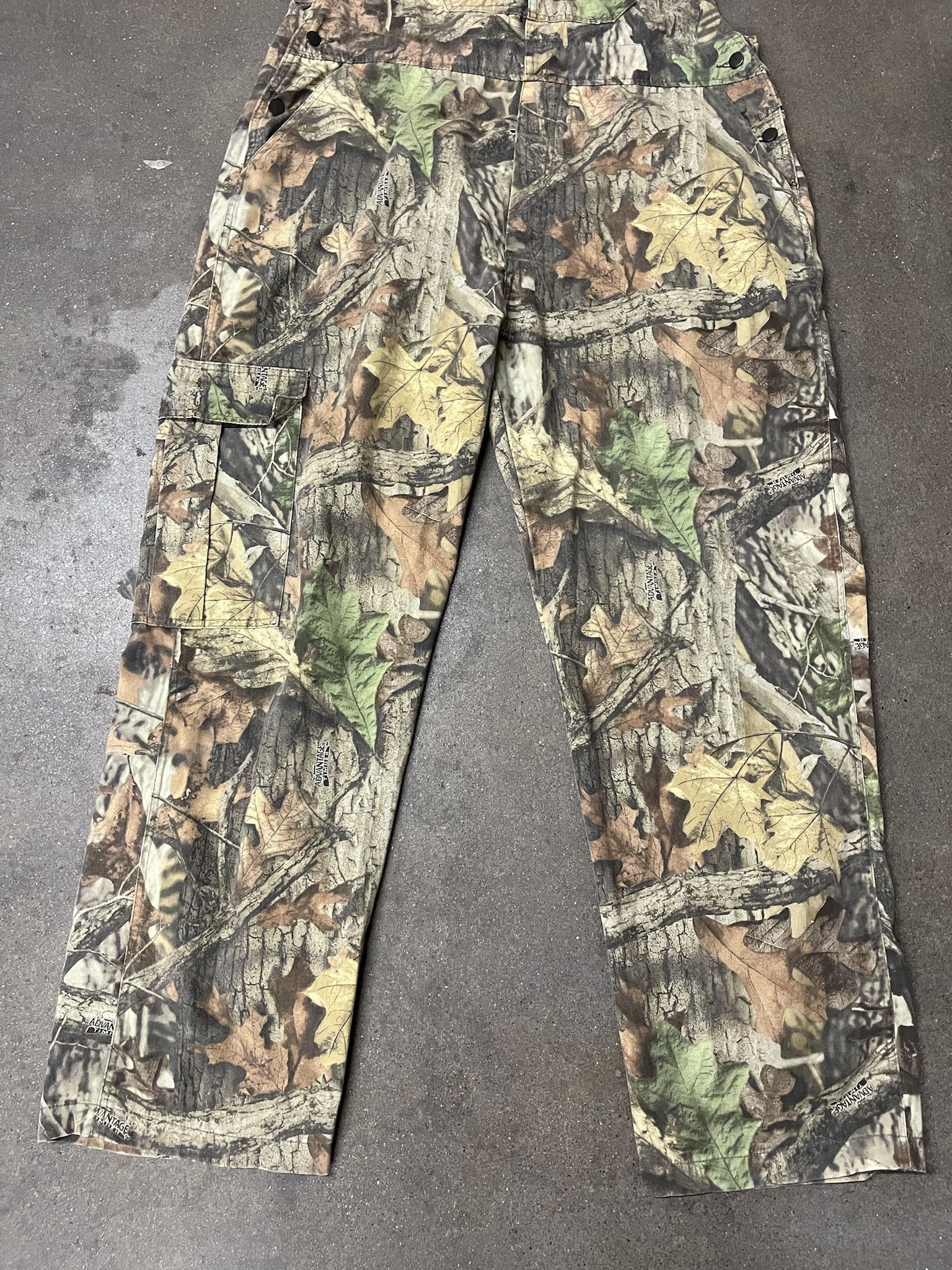 Carhartt × Vintage Vintage 2000s Spartan Realtree Camo Overalls Size XL Size US XL / EU 56 / 4 - 3 Thumbnail