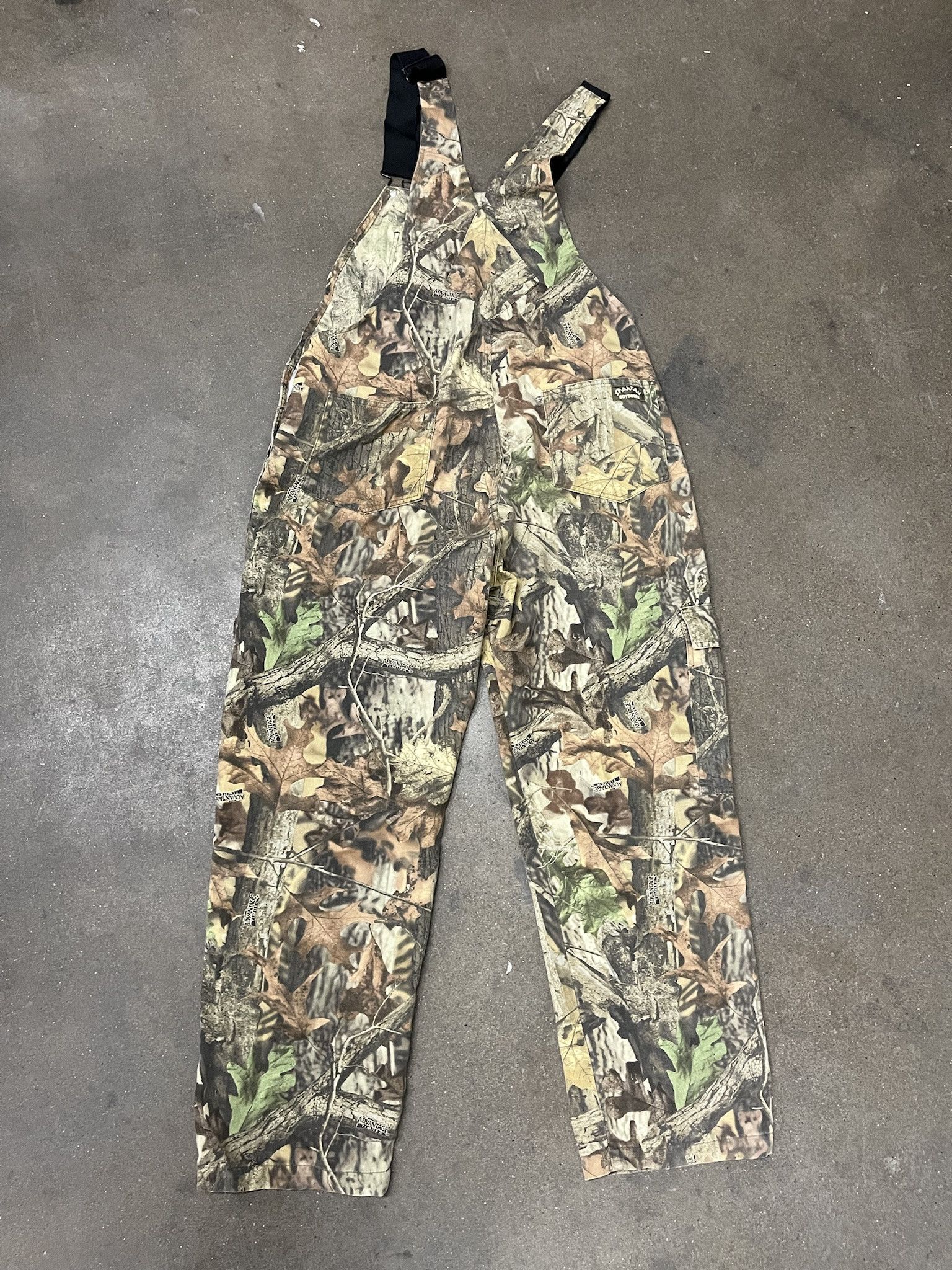 Carhartt × Vintage Vintage 2000s Spartan Realtree Camo Overalls Size XL Size US XL / EU 56 / 4 - 5 Thumbnail