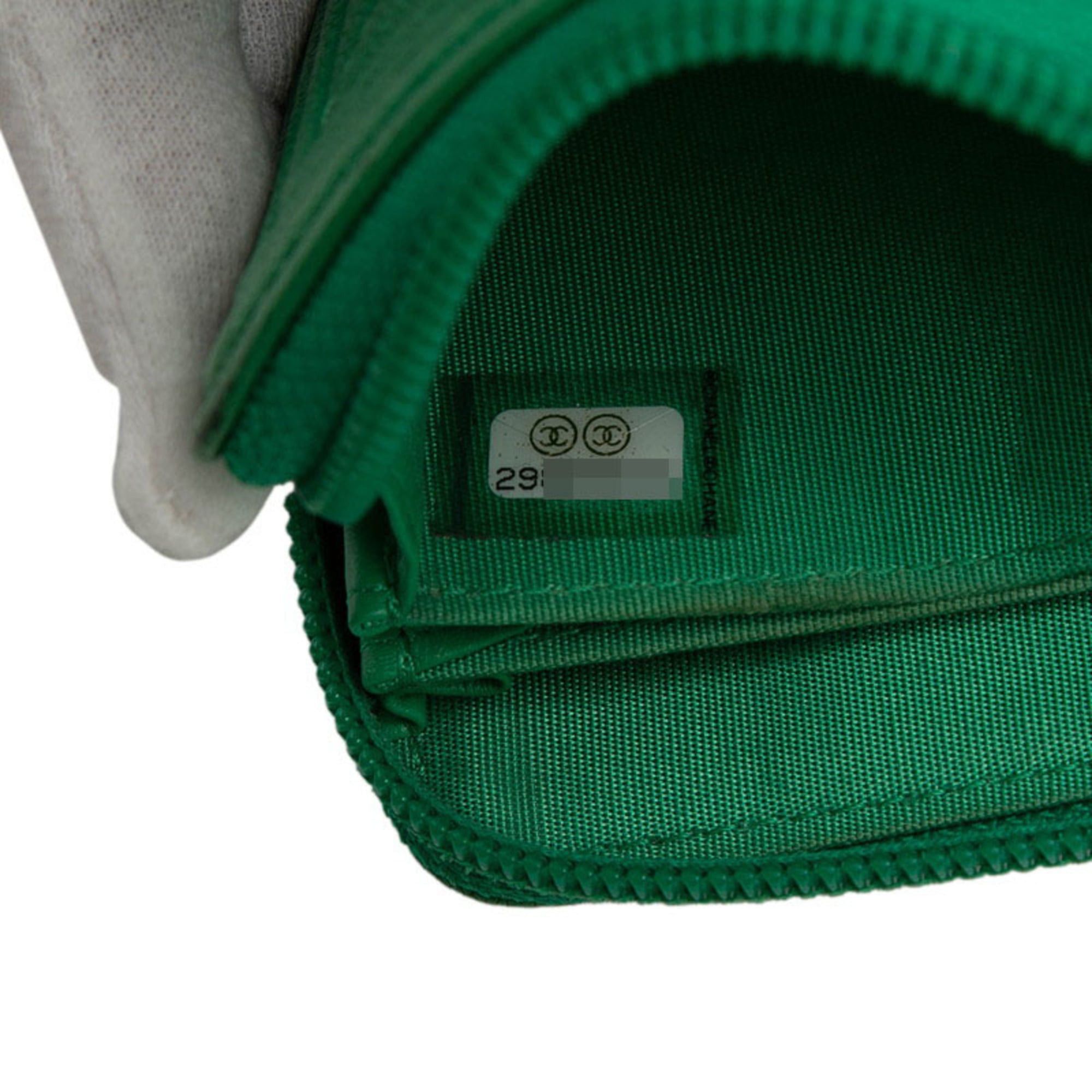 Chanel Chanel Coco Mark Boy Wallet/Coin Purse, Green Caviar Leather, Women's CHANEL Size ONE SIZE - 6 Thumbnail