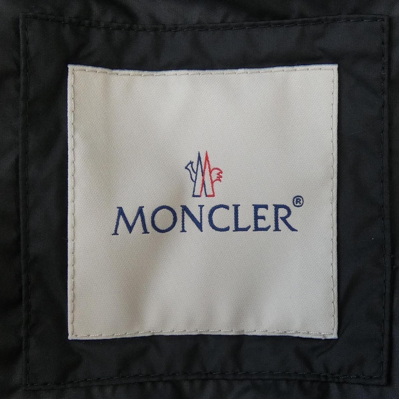 Moncler Moncler Moncler FEGEO Jacket Others Outerwear FEGEO DUTY FREE for USA Size ONE SIZE - 5 Thumbnail