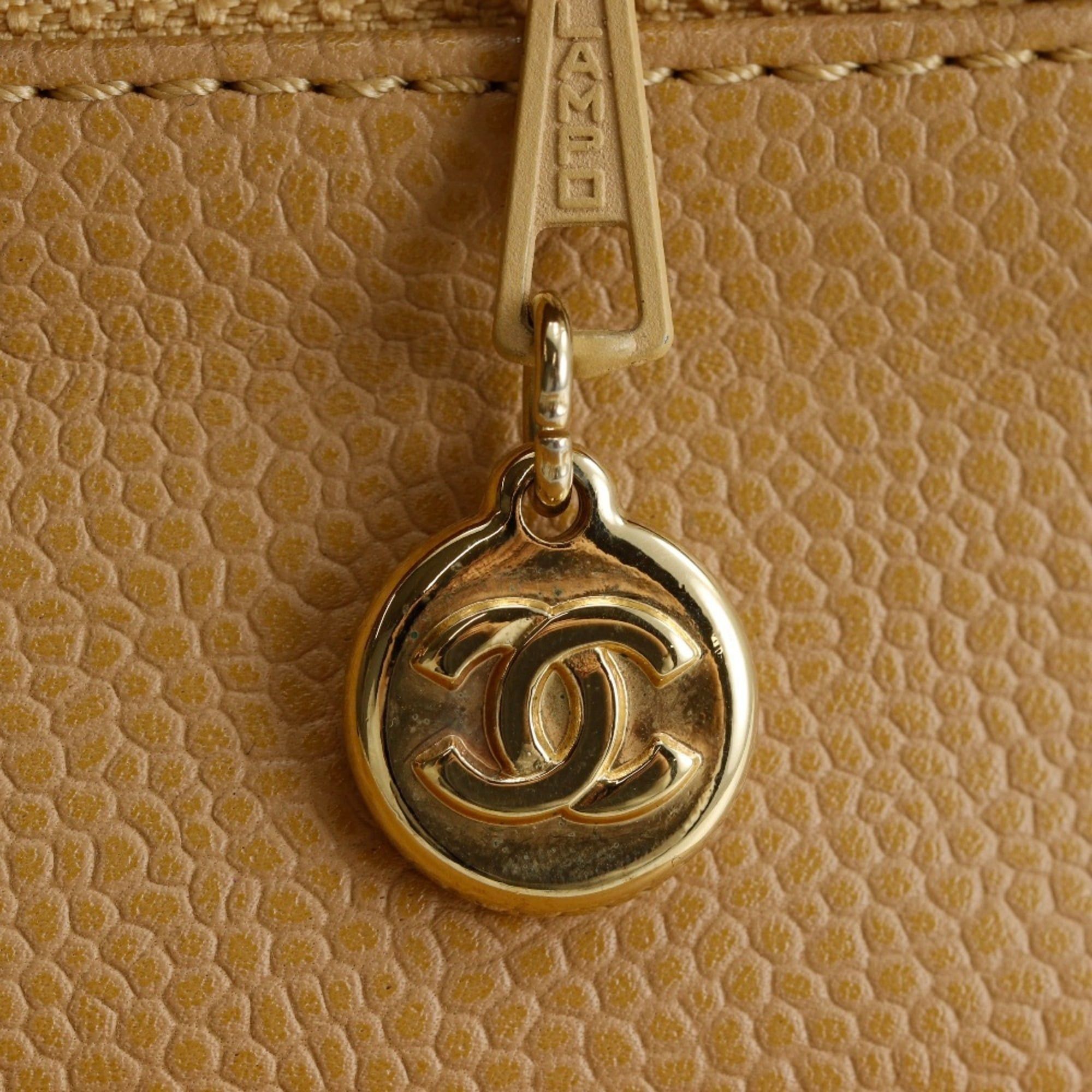 Chanel Chanel Matelassé Top Handle Bag, A12397, Caviar Leather, Beige, A5 size, Turnlock, Women's. Size ONE SIZE - 6 Thumbnail