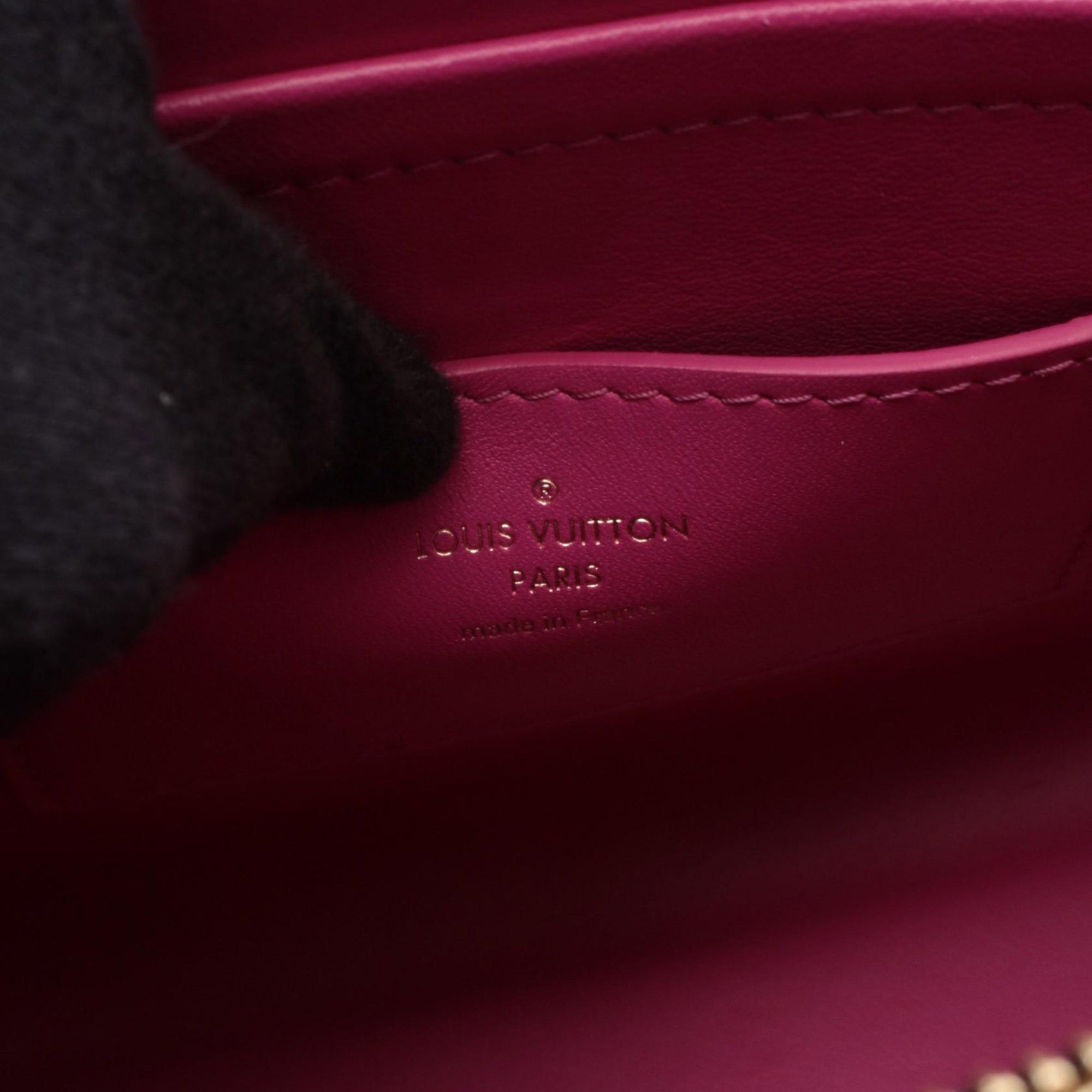 Louis Vuitton Taurillon Twist One Handle MM Size ONE SIZE - 4 Thumbnail