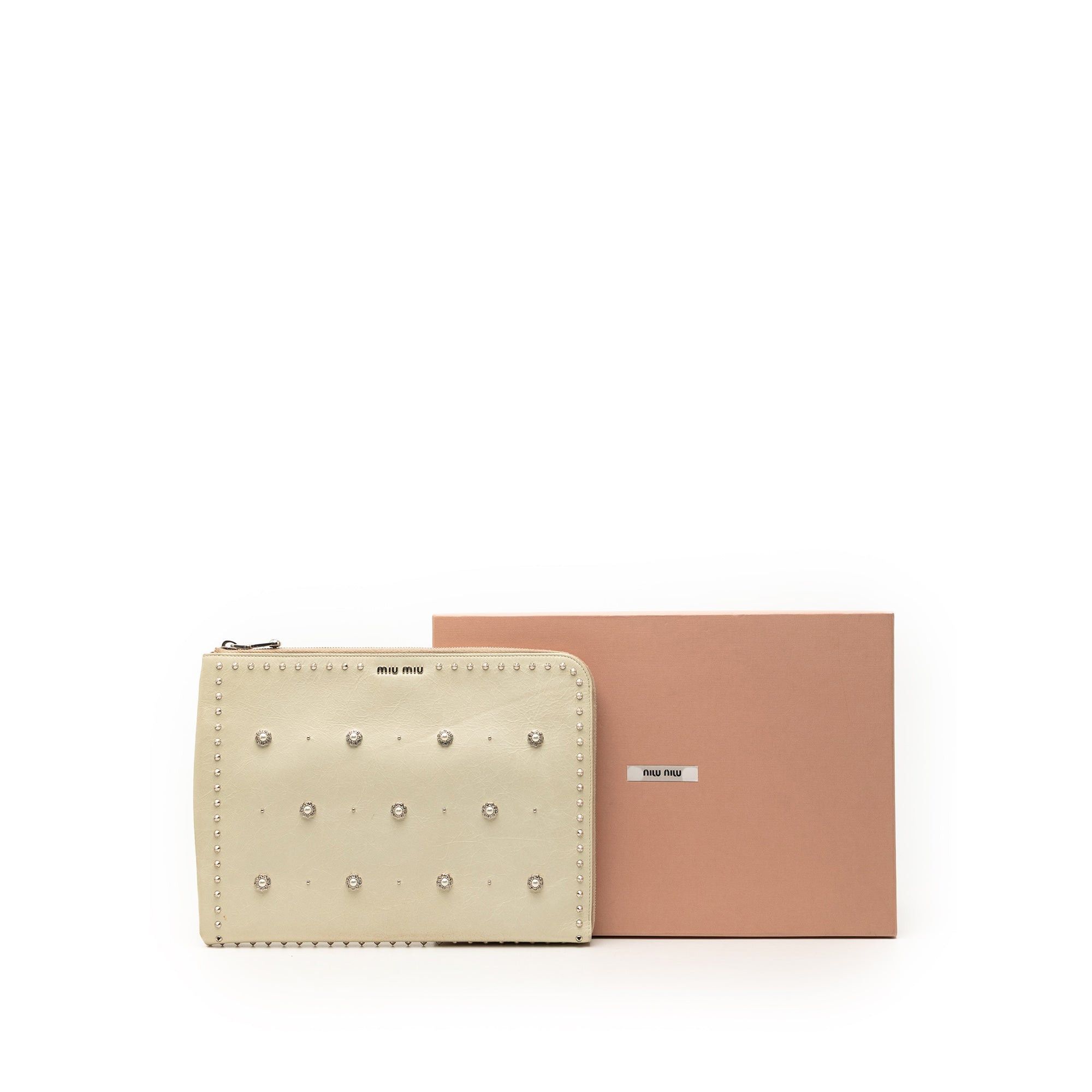 Miu Miu Faux Pearl Studded Leather Clutch Size ONE SIZE - 7 Thumbnail