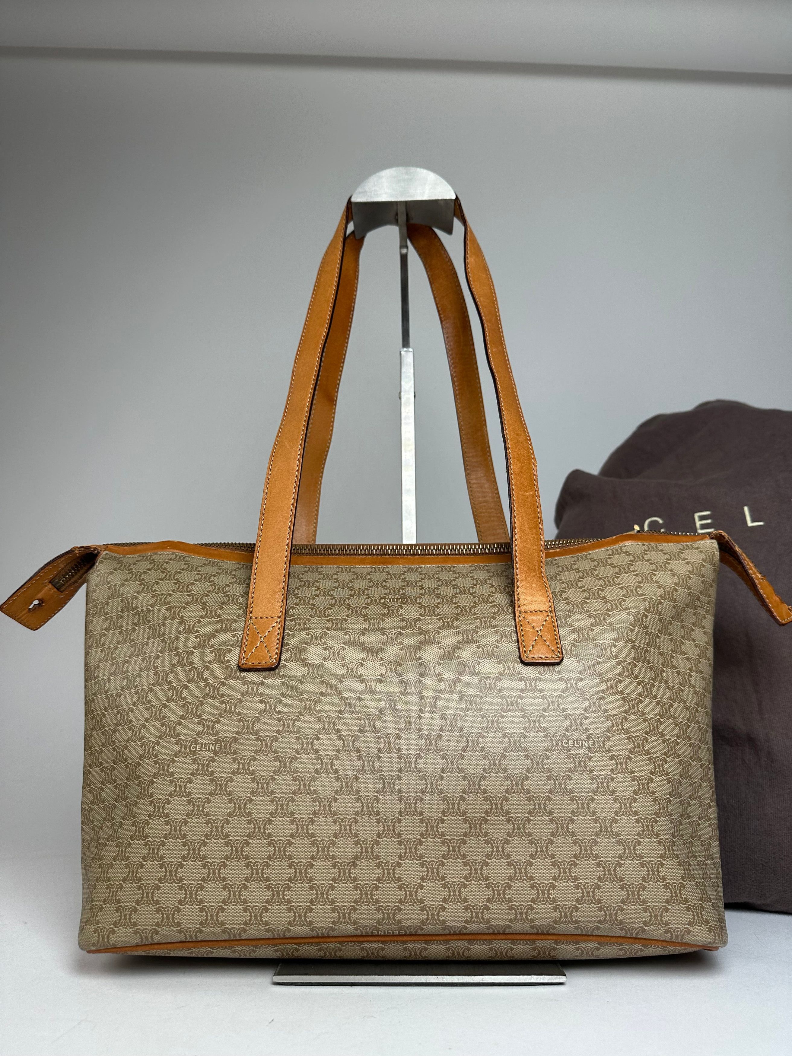 Celine Vintage Paris Monogram Leather Handbag Beige Brown Size ONE SIZE - 11 Thumbnail