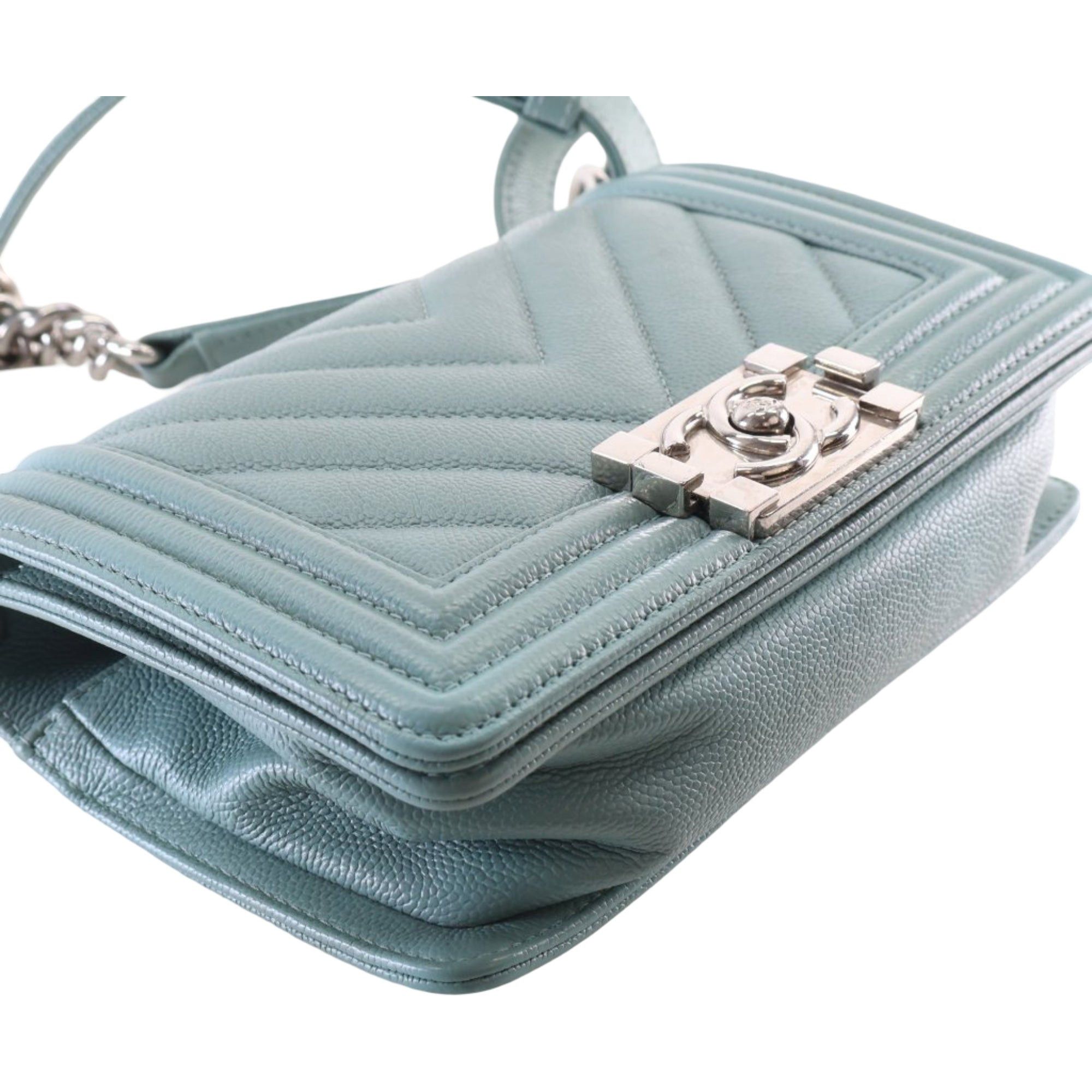 Chanel Small Chevron Caviar Boy Flap Size ONE SIZE - 11 Thumbnail
