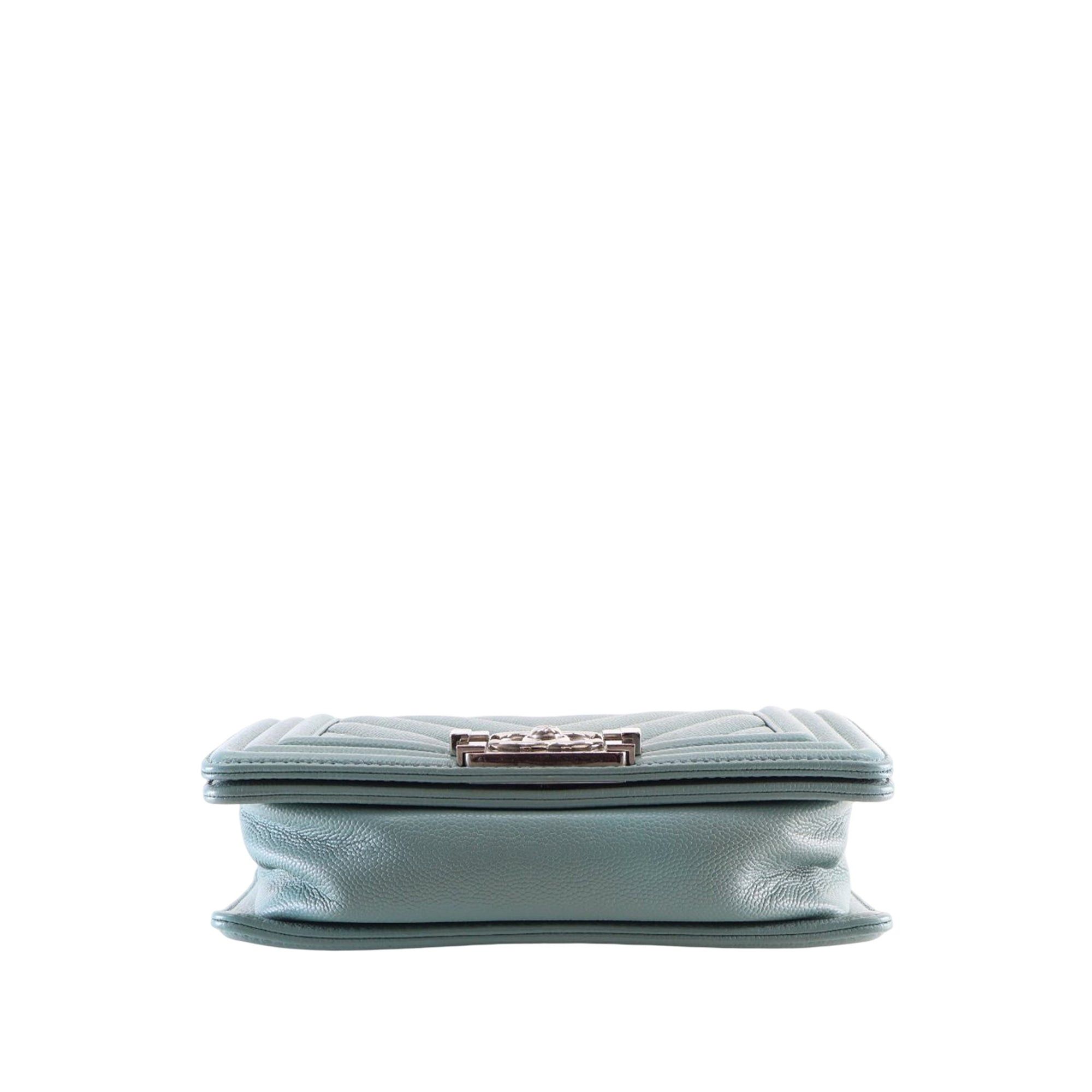 Chanel Small Chevron Caviar Boy Flap Size ONE SIZE - 5 Thumbnail