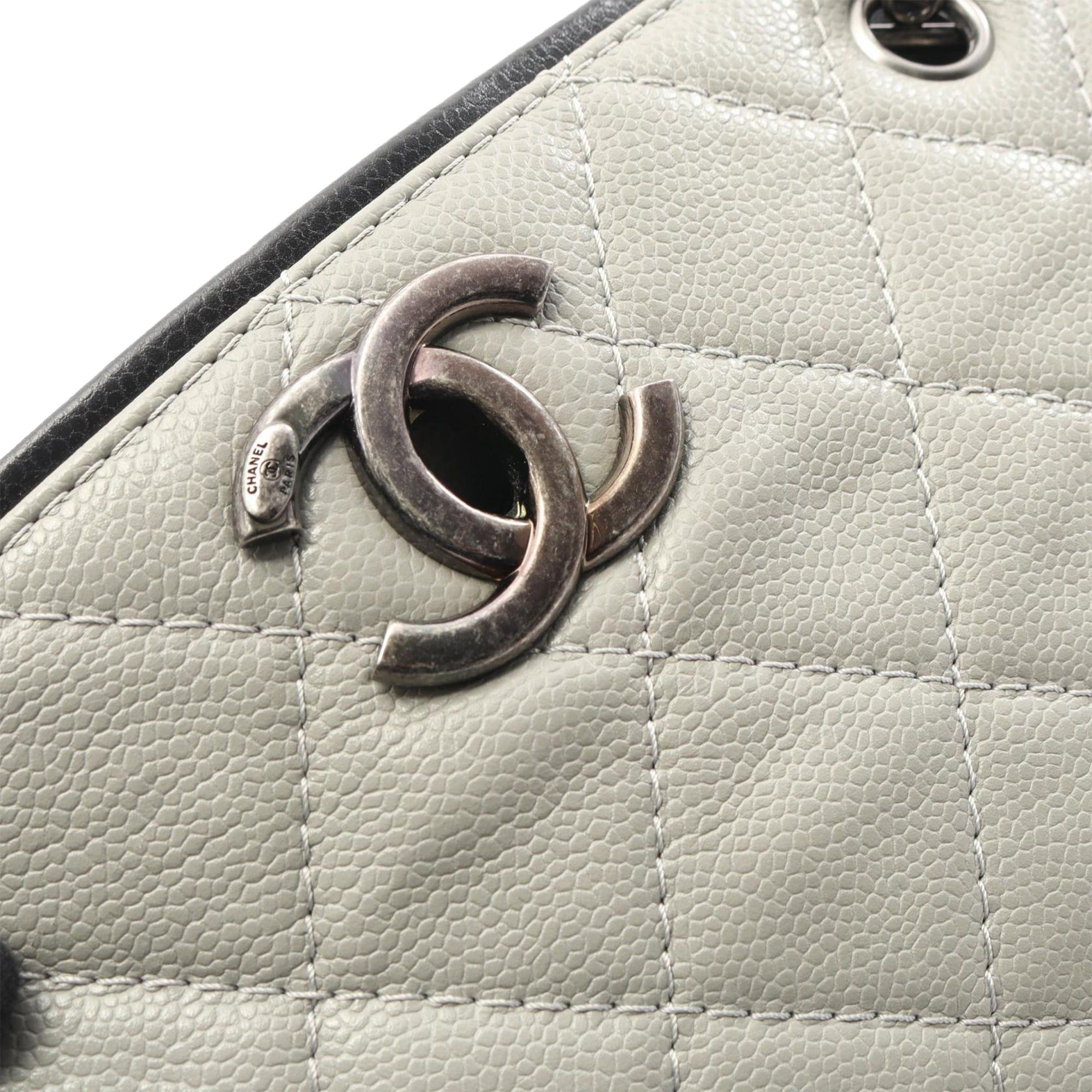 Chanel Quilted Caviar Shopping Tote Size ONE SIZE - 6 Thumbnail