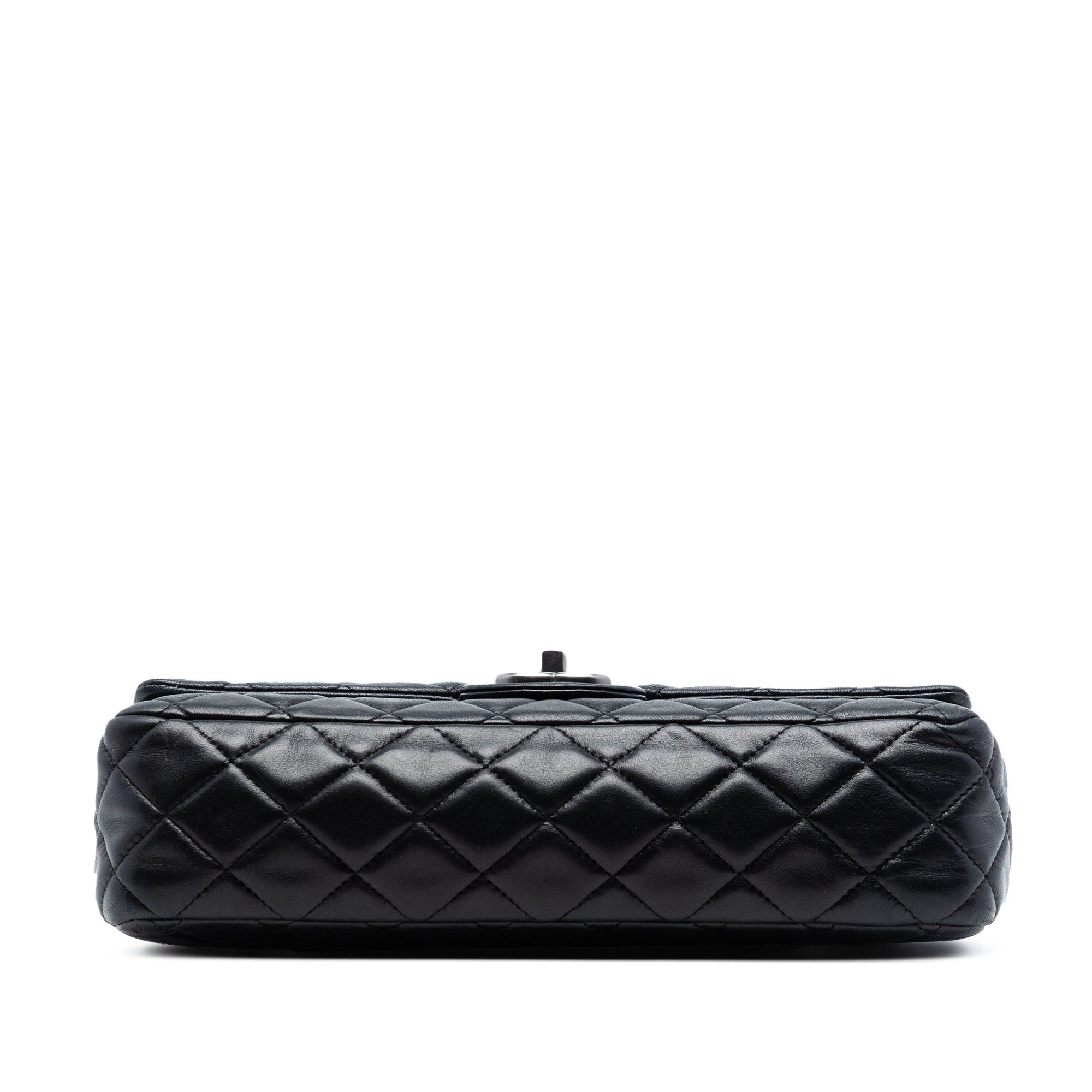 Chanel Medium Classic Lambskin Double Flap Size ONE SIZE - 3 Thumbnail