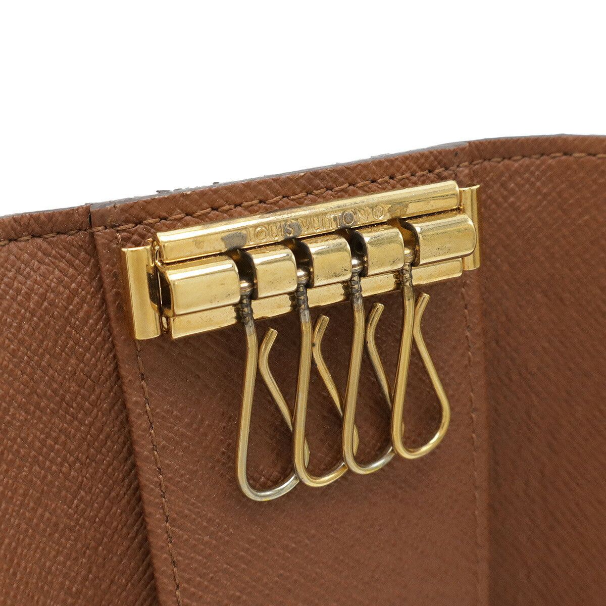 Louis Vuitton Louis Vuitton Louis Vuitton Multicles 4 Monogram Key Case Textile Key case M62631 DUTY FREE for USA Size ONE SIZE - 6 Thumbnail