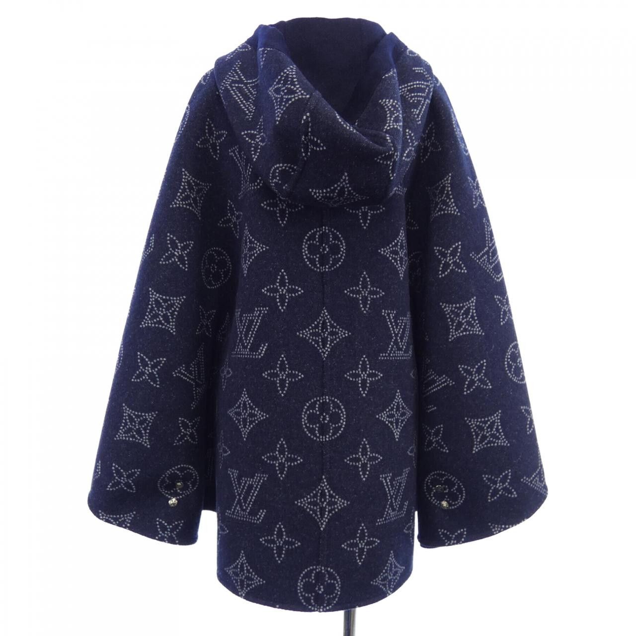 Louis Vuitton Louis Vuitton Louis Vuitton Mahina Monogram Reversible Cape Textile Outerwear FMCO18J54 DUTY FREE for USA Size ONE SIZE - 2 Thumbnail