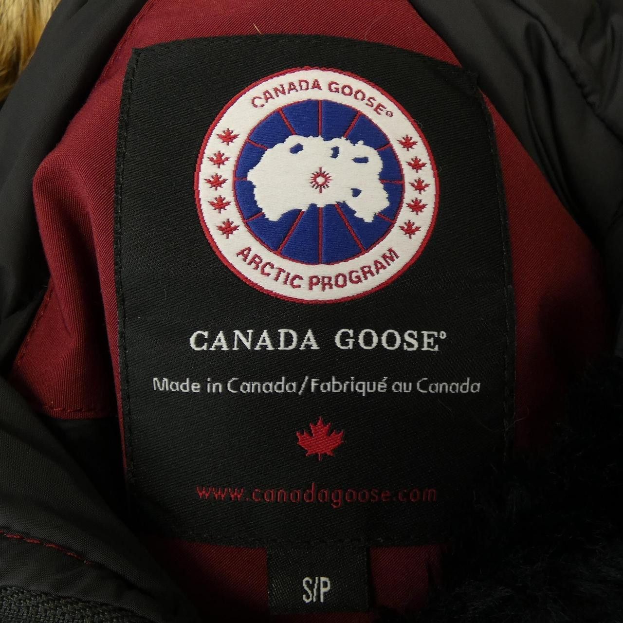 Canada Goose Canada Goose Canada Goose Bronte Down Coat Textile Outerwear 2603JL DUTY FREE for USA Size ONE SIZE - 4 Thumbnail