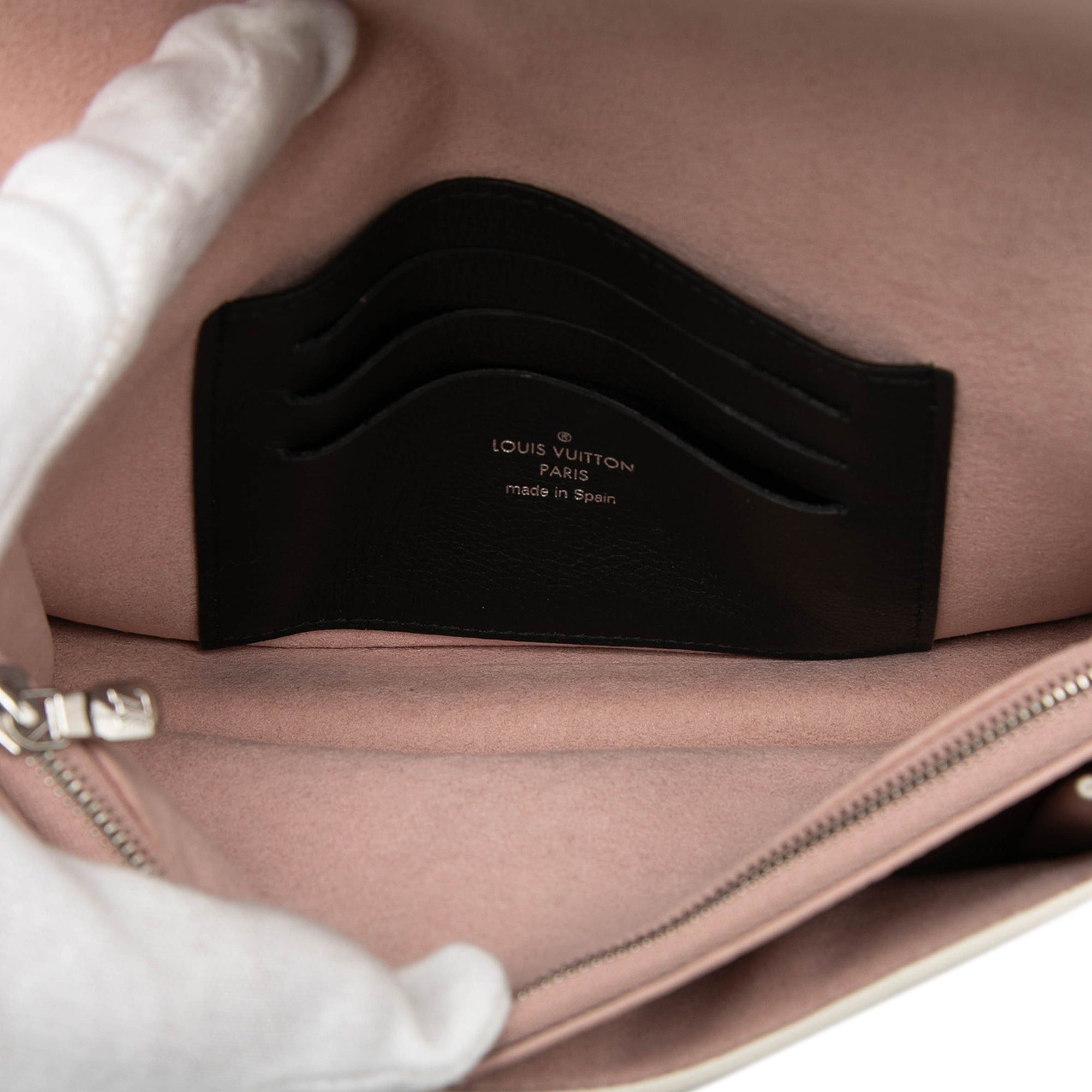 Louis Vuitton Bicolor Leather MyLockMe Chain Pochette Size ONE SIZE - 4 Thumbnail