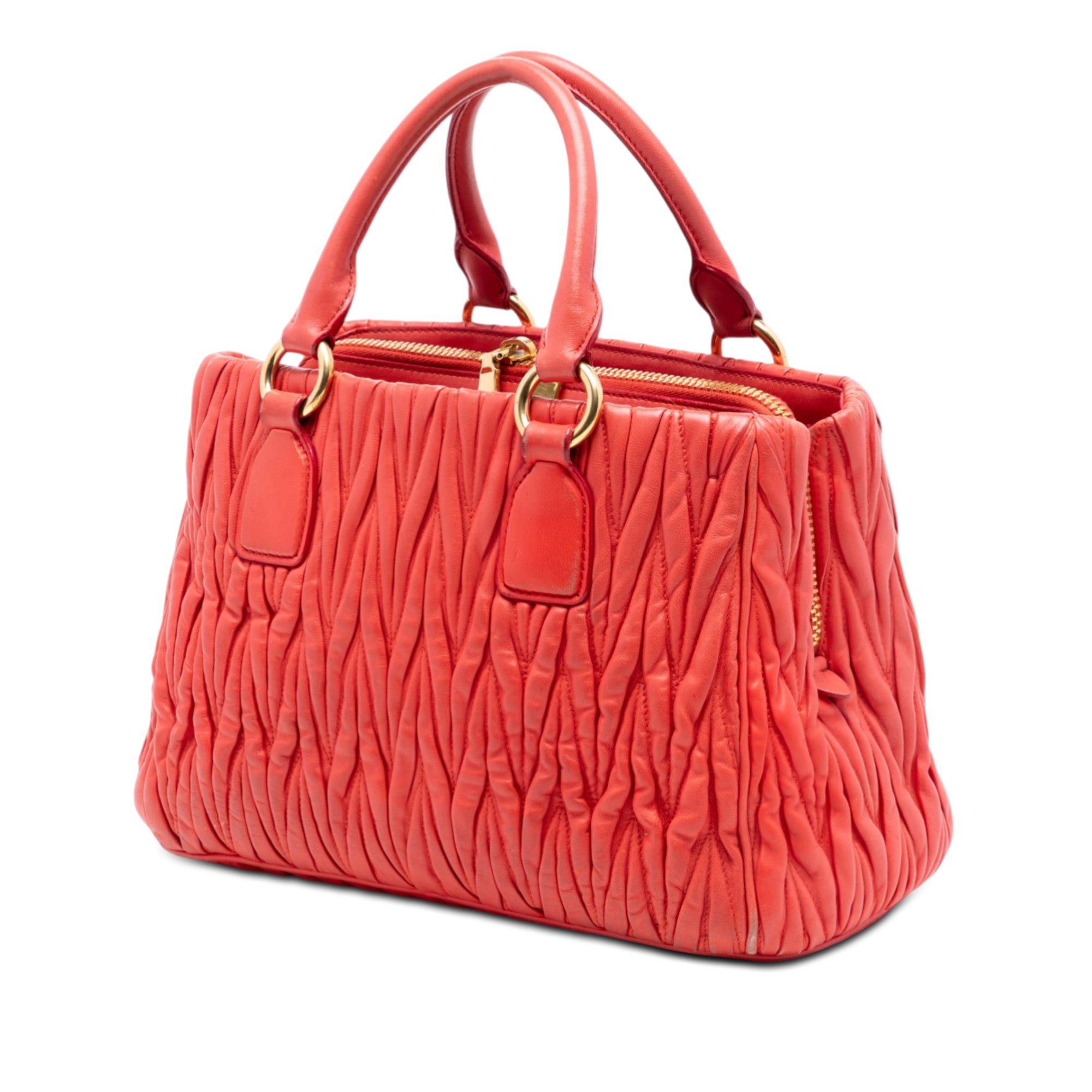 Miu Miu Matelasse Nappa Satchel Size ONE SIZE - 2 Thumbnail