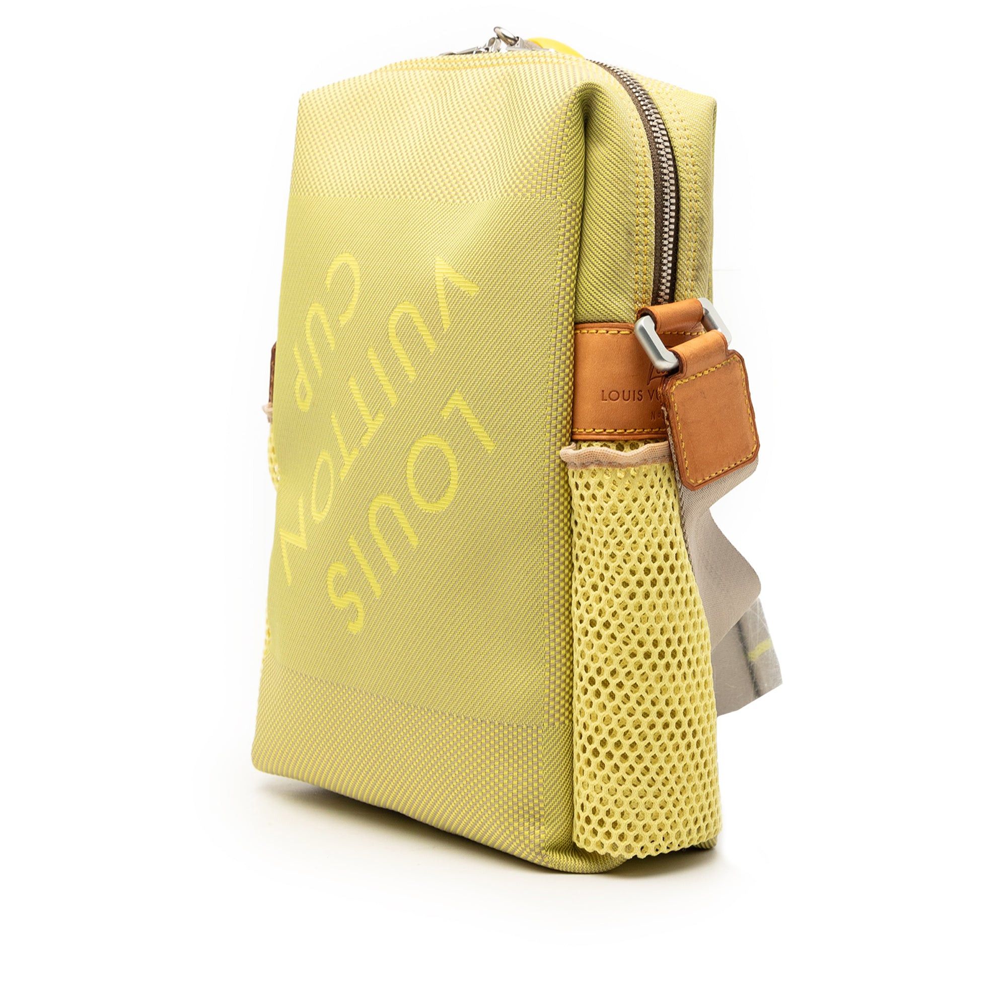 Louis Vuitton 2003 Damier Geant Weatherly Americas Cup Size ONE SIZE - 2 Thumbnail