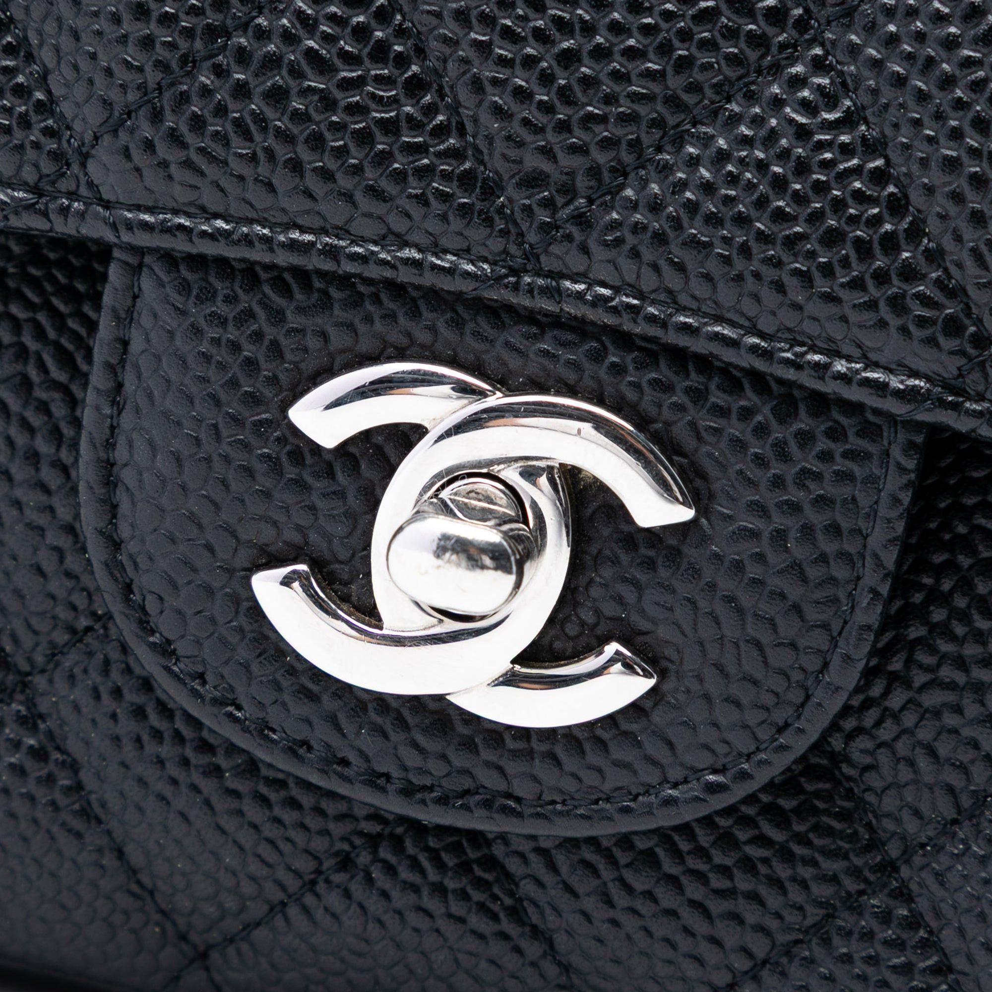 Chanel Medium Classic Caviar Double Flap Size ONE SIZE - 5 Thumbnail