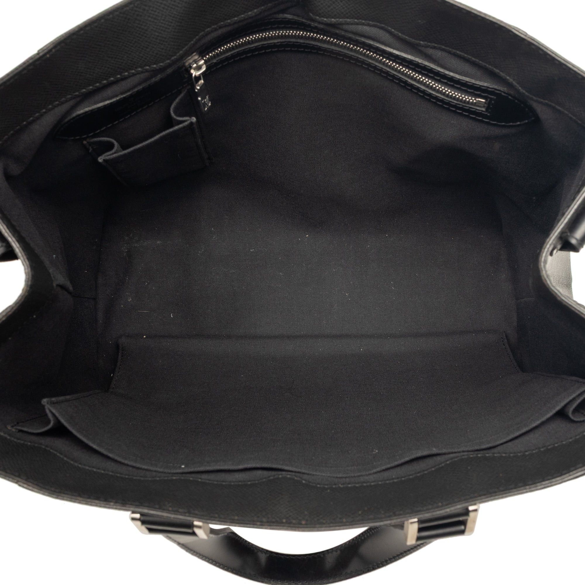 Louis Vuitton Taiga Kasbek PM Size ONE SIZE - 4 Thumbnail