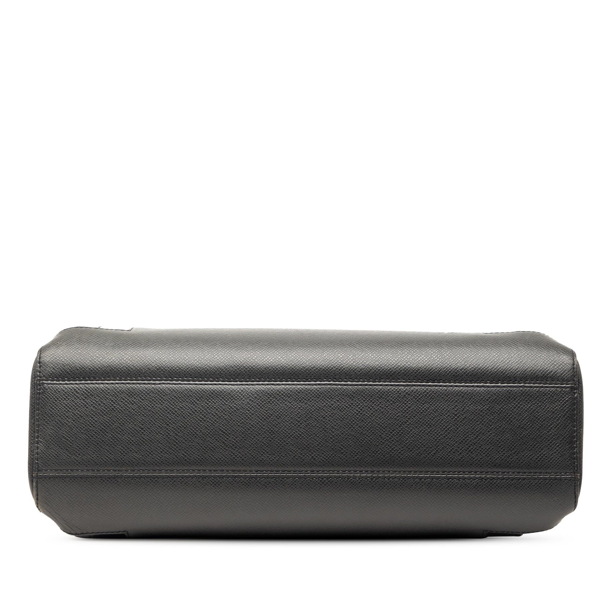 Louis Vuitton Taiga Kasbek PM Size ONE SIZE - 3 Thumbnail