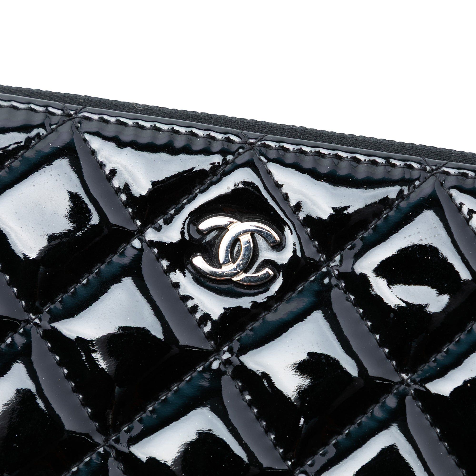 Chanel Small Quilted Patent O Case Clutch Size ONE SIZE - 6 Thumbnail