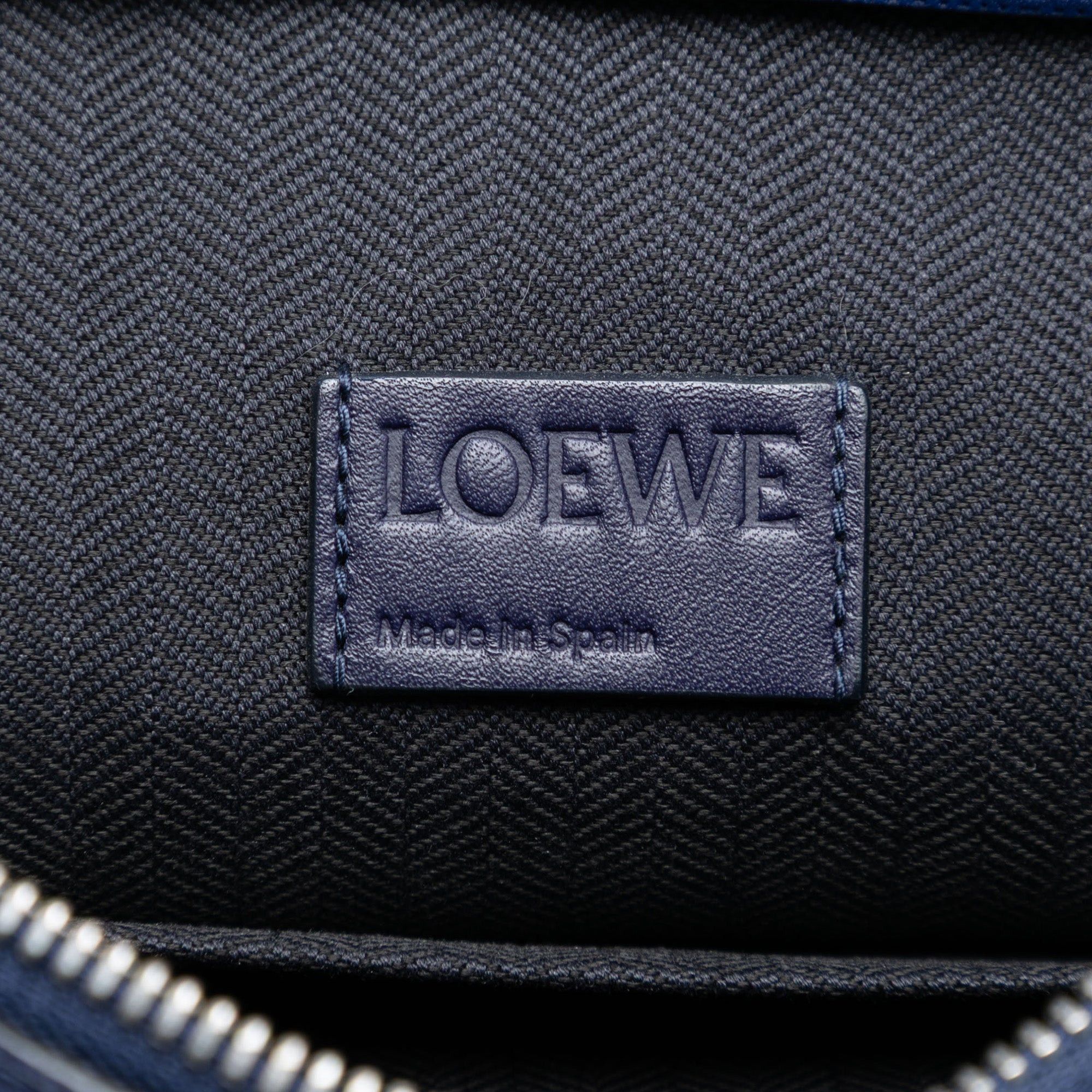 Loewe Leather Anagram T Clutch Size ONE SIZE - 5 Thumbnail