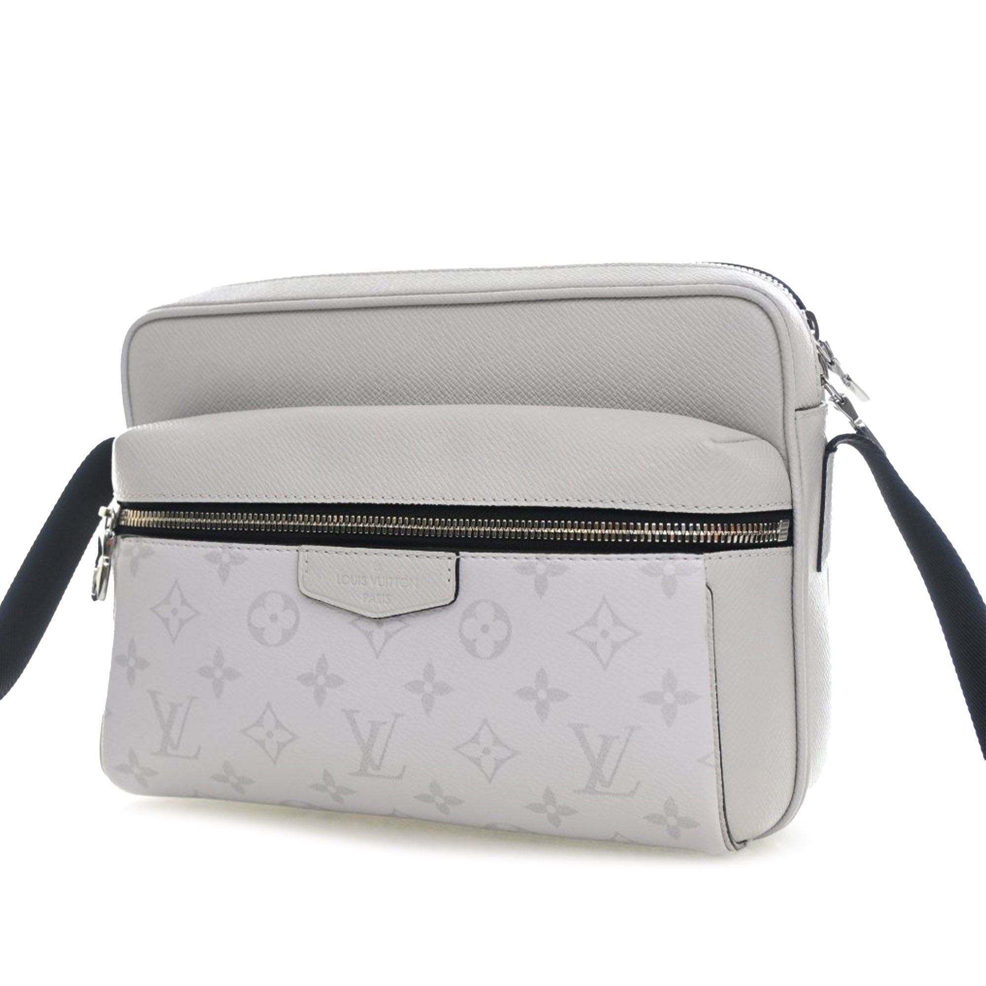 Louis Vuitton Monogram Taigarama Outdoor Messenger Size ONE SIZE - 9 Thumbnail