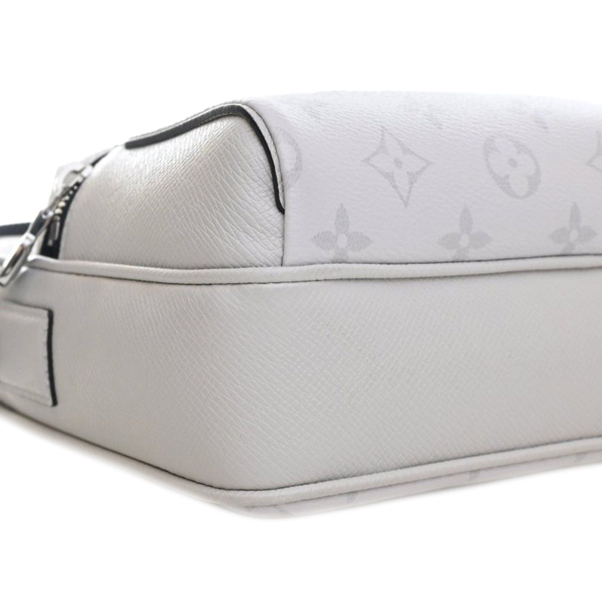 Louis Vuitton Monogram Taigarama Outdoor Messenger Size ONE SIZE - 6 Thumbnail