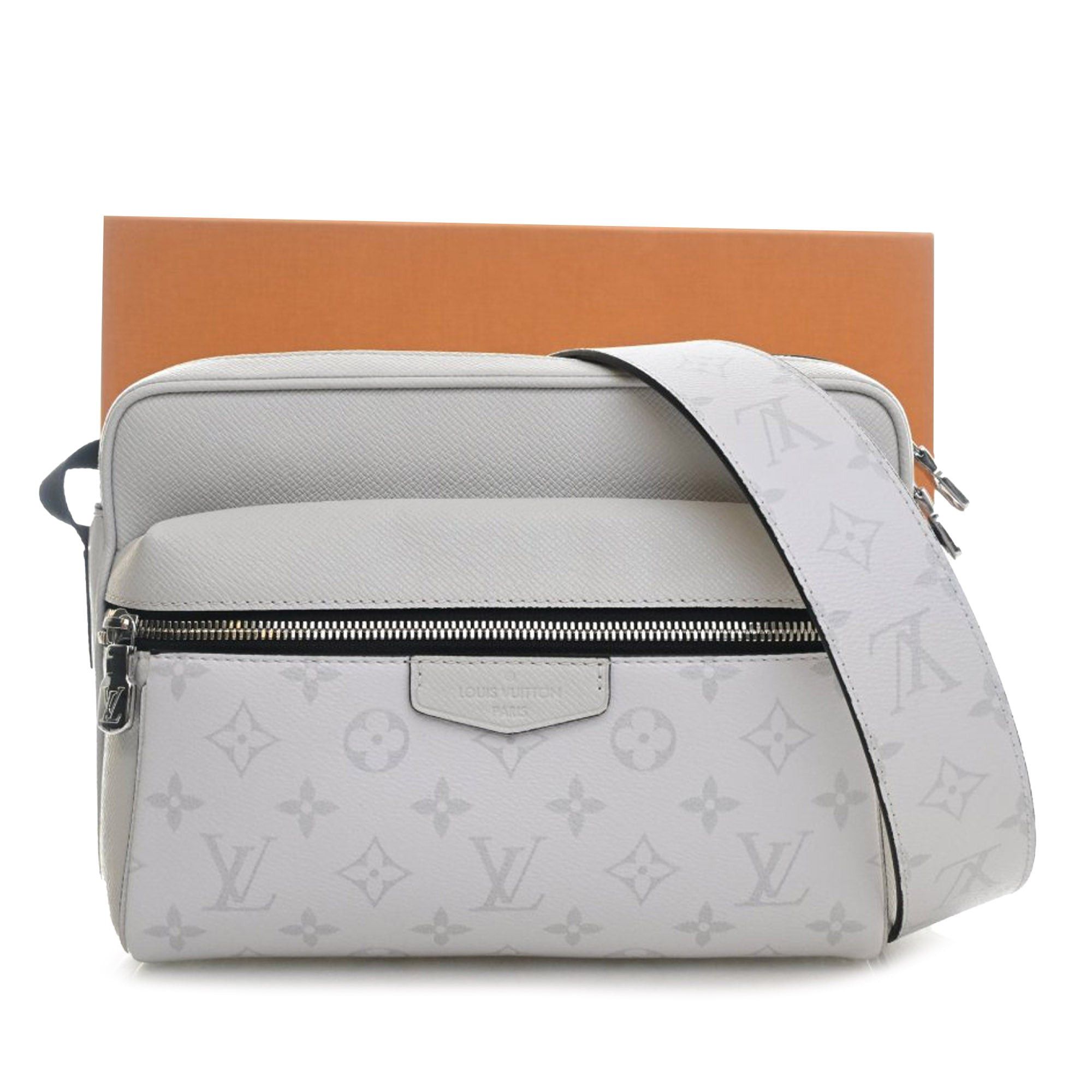 Louis Vuitton Monogram Taigarama Outdoor Messenger Size ONE SIZE - 12 Thumbnail