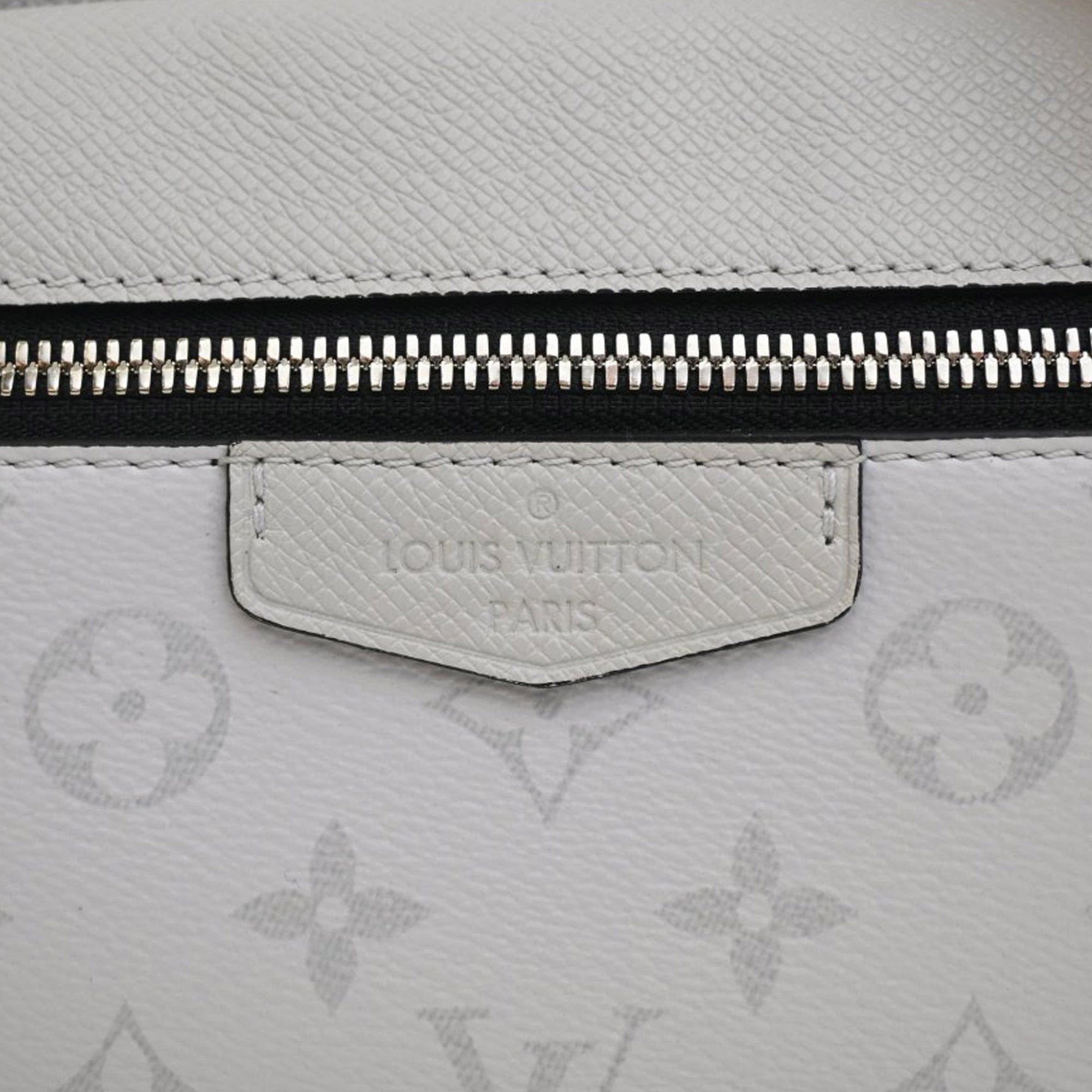 Louis Vuitton Monogram Taigarama Outdoor Messenger Size ONE SIZE - 5 Thumbnail
