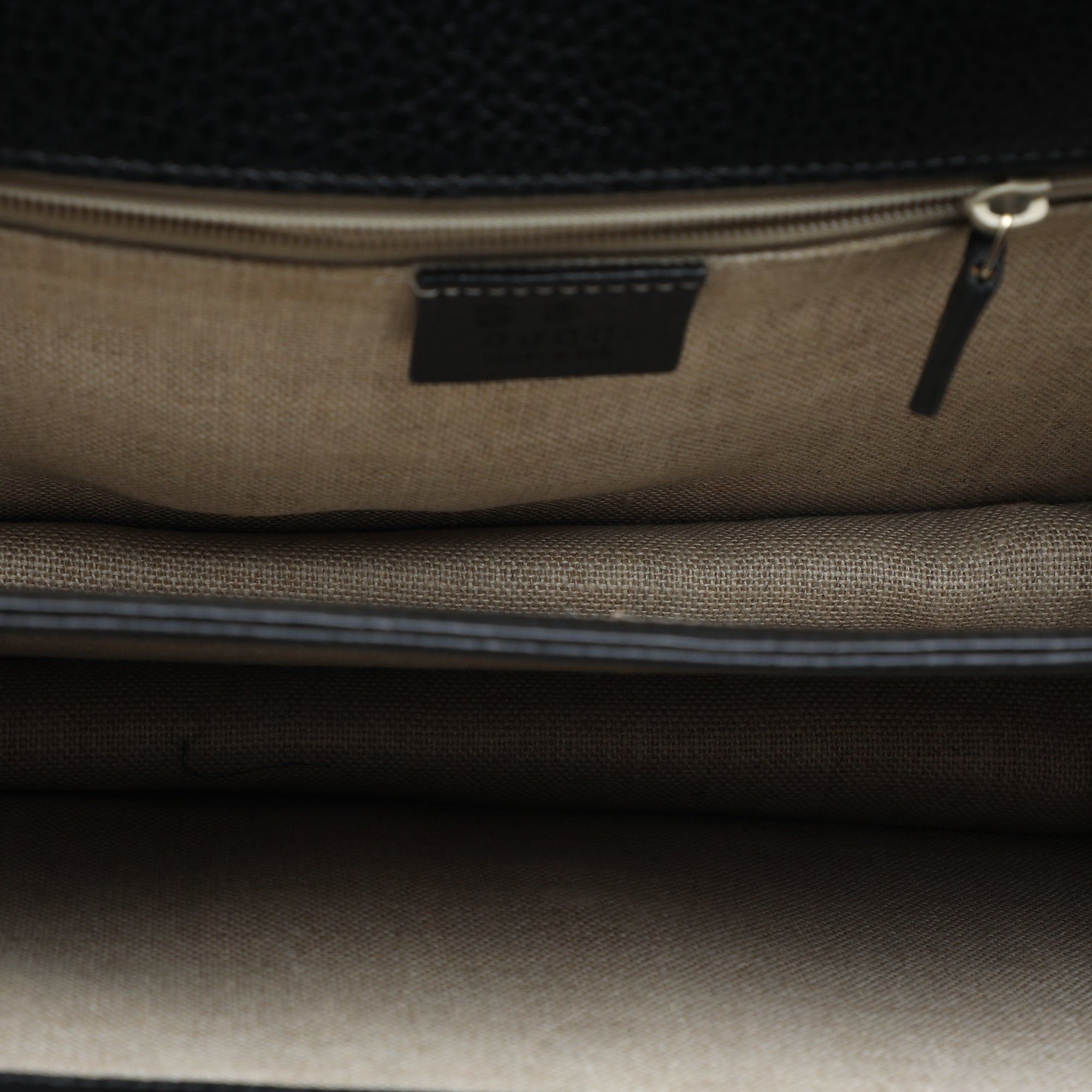 Gucci Medium Dollar Calfskin Interlocking G Crossbody Size ONE SIZE - 4 Thumbnail