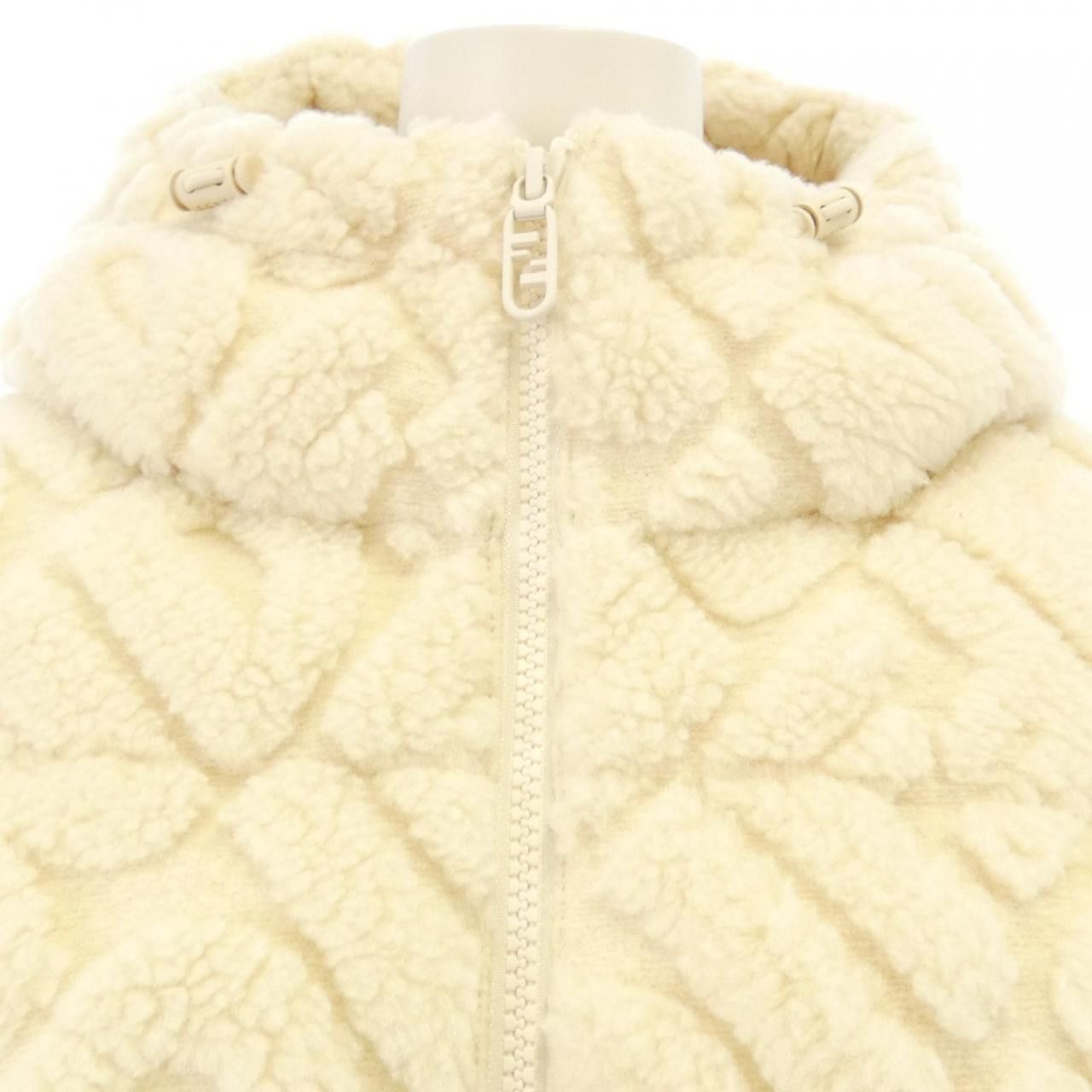 Fendi Fendi Fendi Down Jacket Textile Outerwear FAN133AQB1 DUTY FREE for USA Size ONE SIZE - 6 Thumbnail