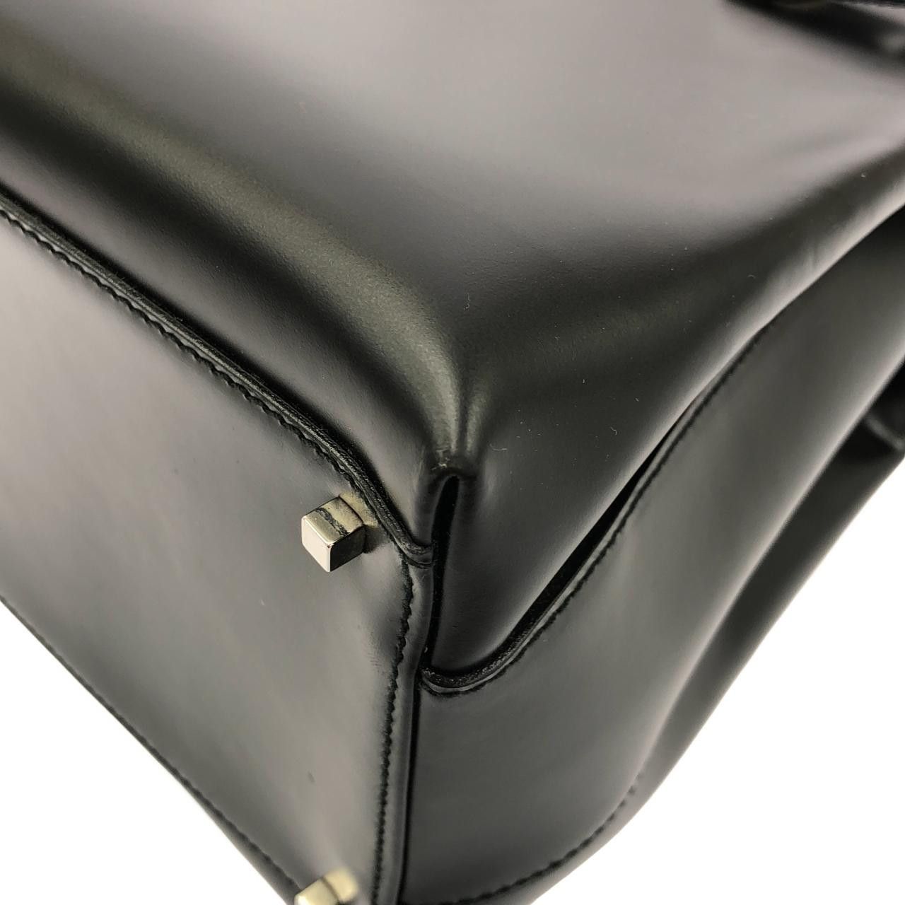 Salvatore Ferragamo Salvatore Ferragamo Salvatore Ferragamo Leather Shoulder Bag Leather Handbag 21 9350 DUTY FREE for USA Size ONE SIZE - 3 Thumbnail