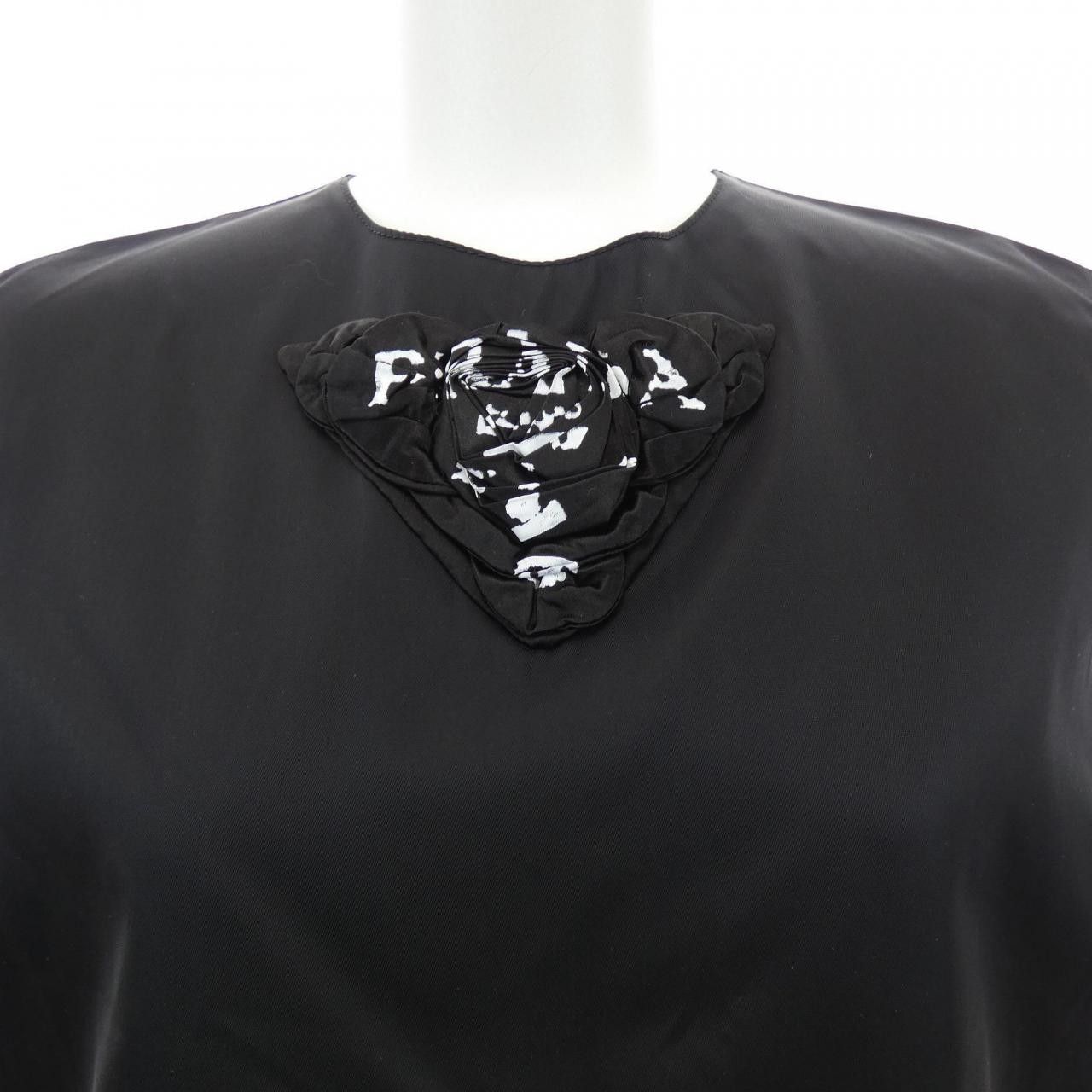 Prada Prada Prada Triangle Logo RE-NYLON Dress Textile Dresses 230652 S211 1WQ8 DUTY FREE for USA Size ONE SIZE - 5 Thumbnail