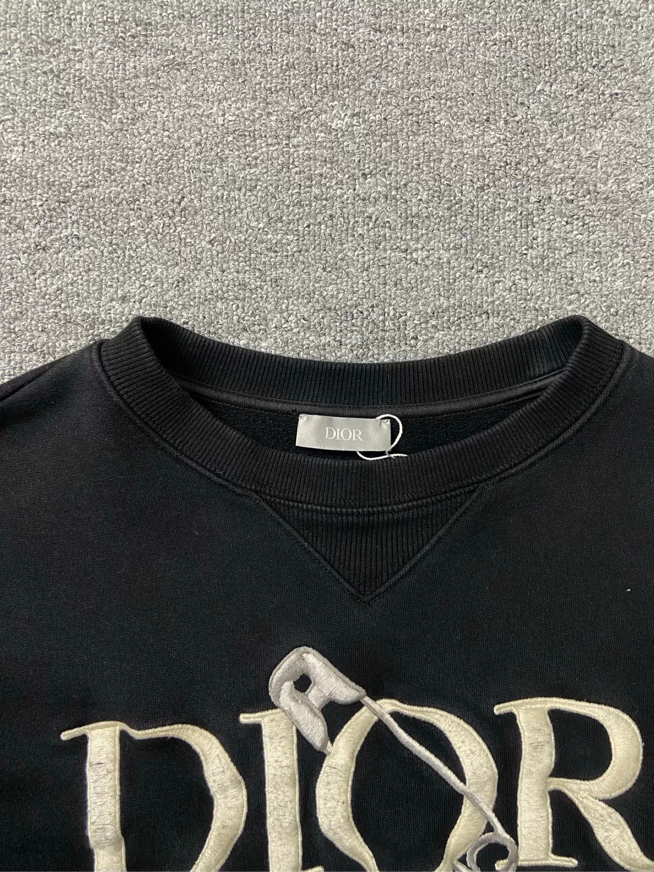 Dior Dior Safety Pin Logo Sweatshirt Size M Size US M / EU 48-50 / 2 - 5 Thumbnail