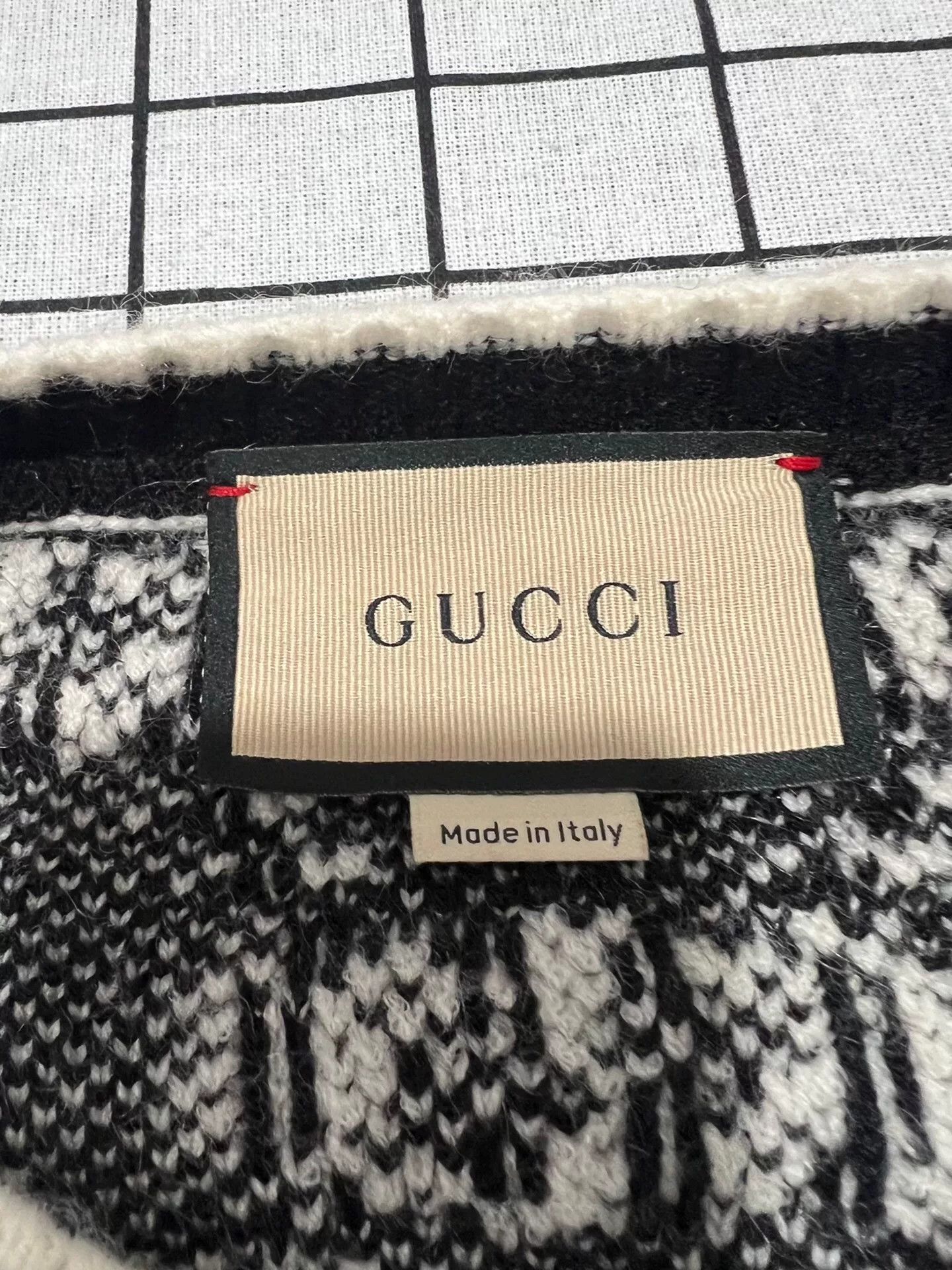 Gucci Gucci Wool Sweater L Women Size L / US 10 / IT 46 - 3 Thumbnail