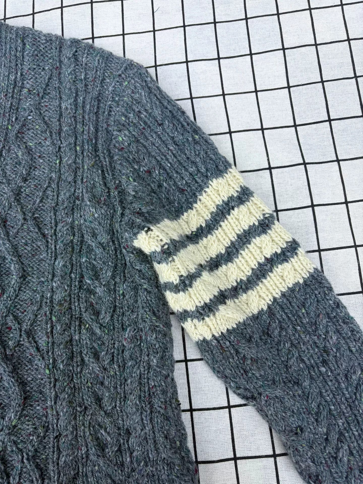 Thom Browne Thom Browne Brown Sweater m Men Size US M / EU 48-50 / 2 - 3 Thumbnail