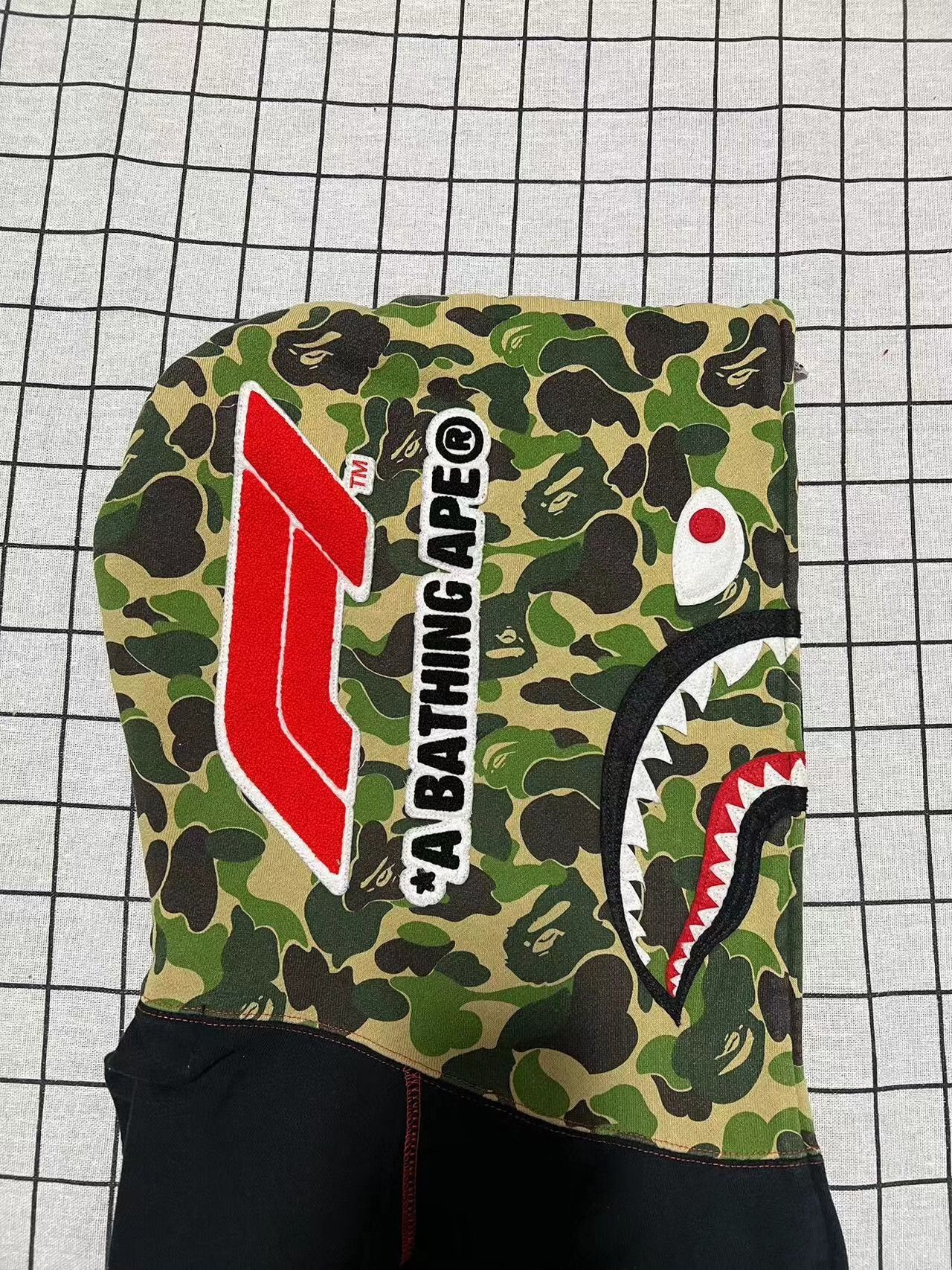 Bape Bape Collab Shark Multi Hoodie xxl Men Size US XXL / EU 58 / 5 - 5 Thumbnail
