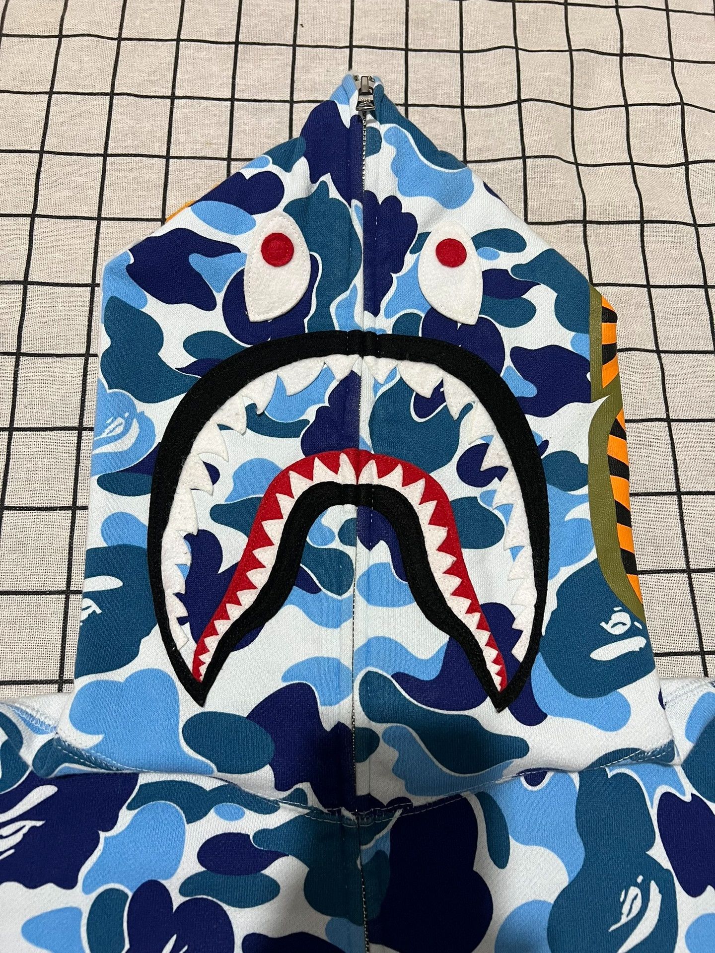 Bape Bape Shark Camo Multi Light Jacket m Men Size US M / EU 48-50 / 2 - 3 Thumbnail